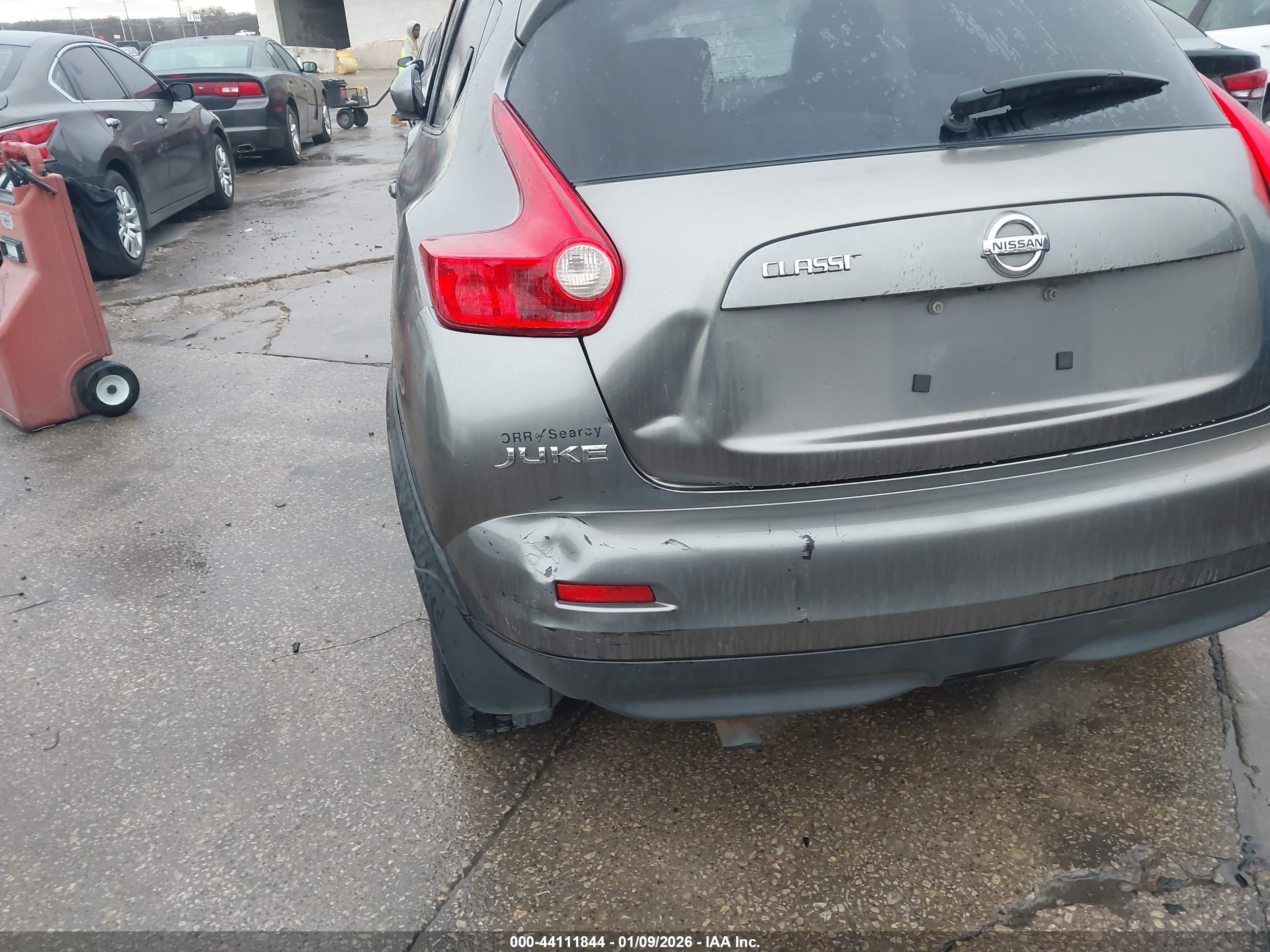 NISSAN JUKE image 6
