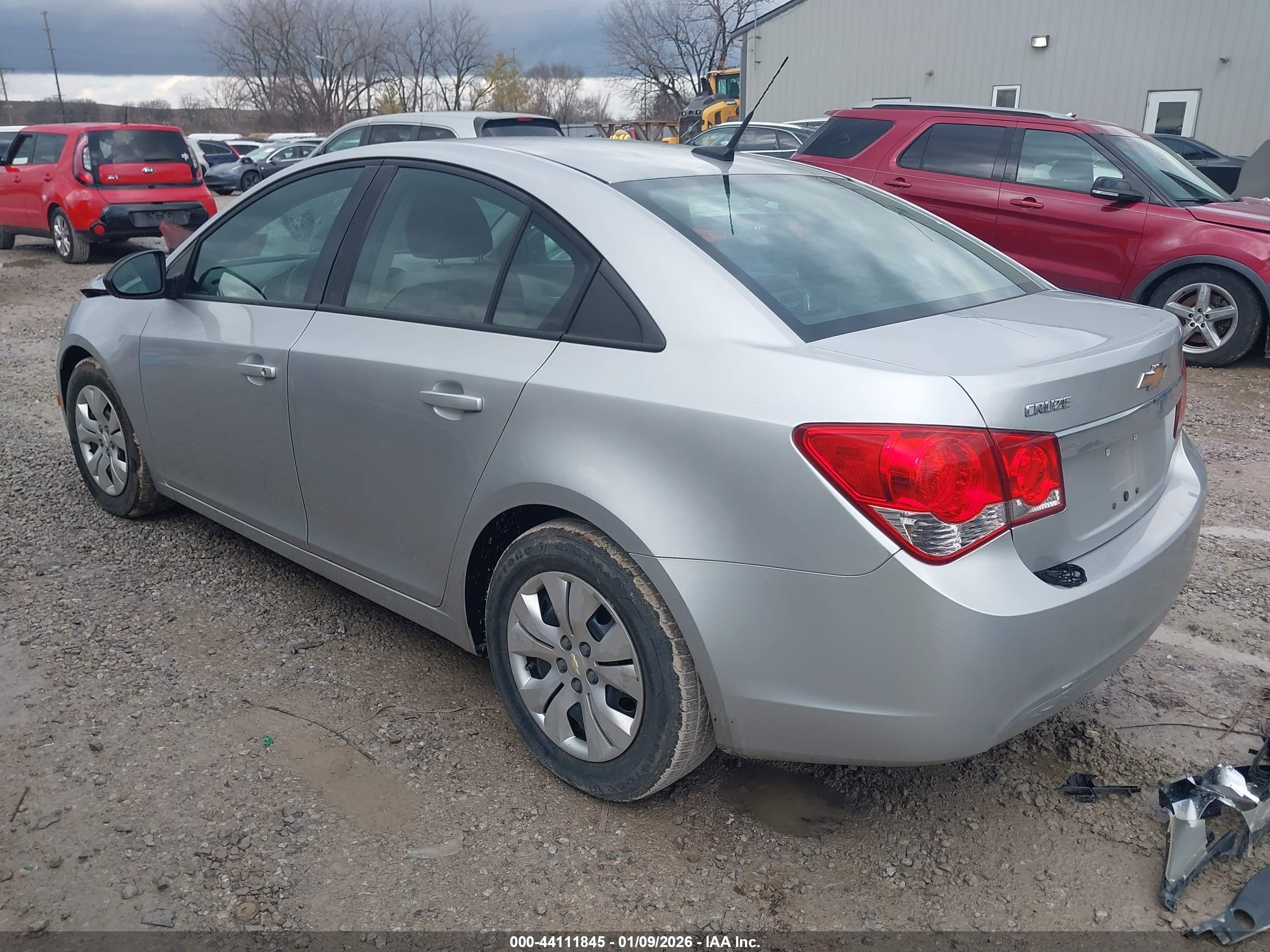CHEVROLET CRUZE image 3