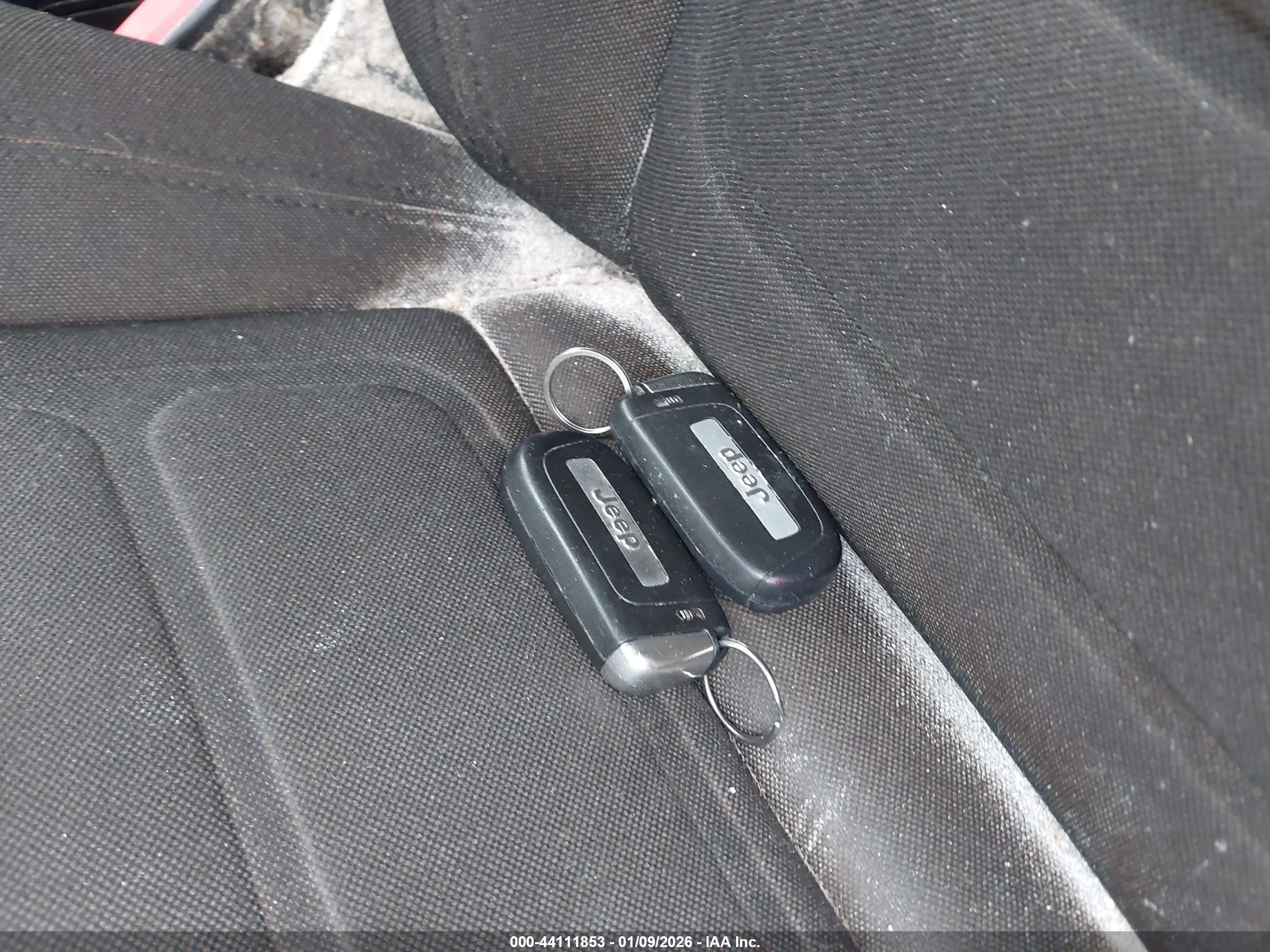 JEEP RENEGADE image 11
