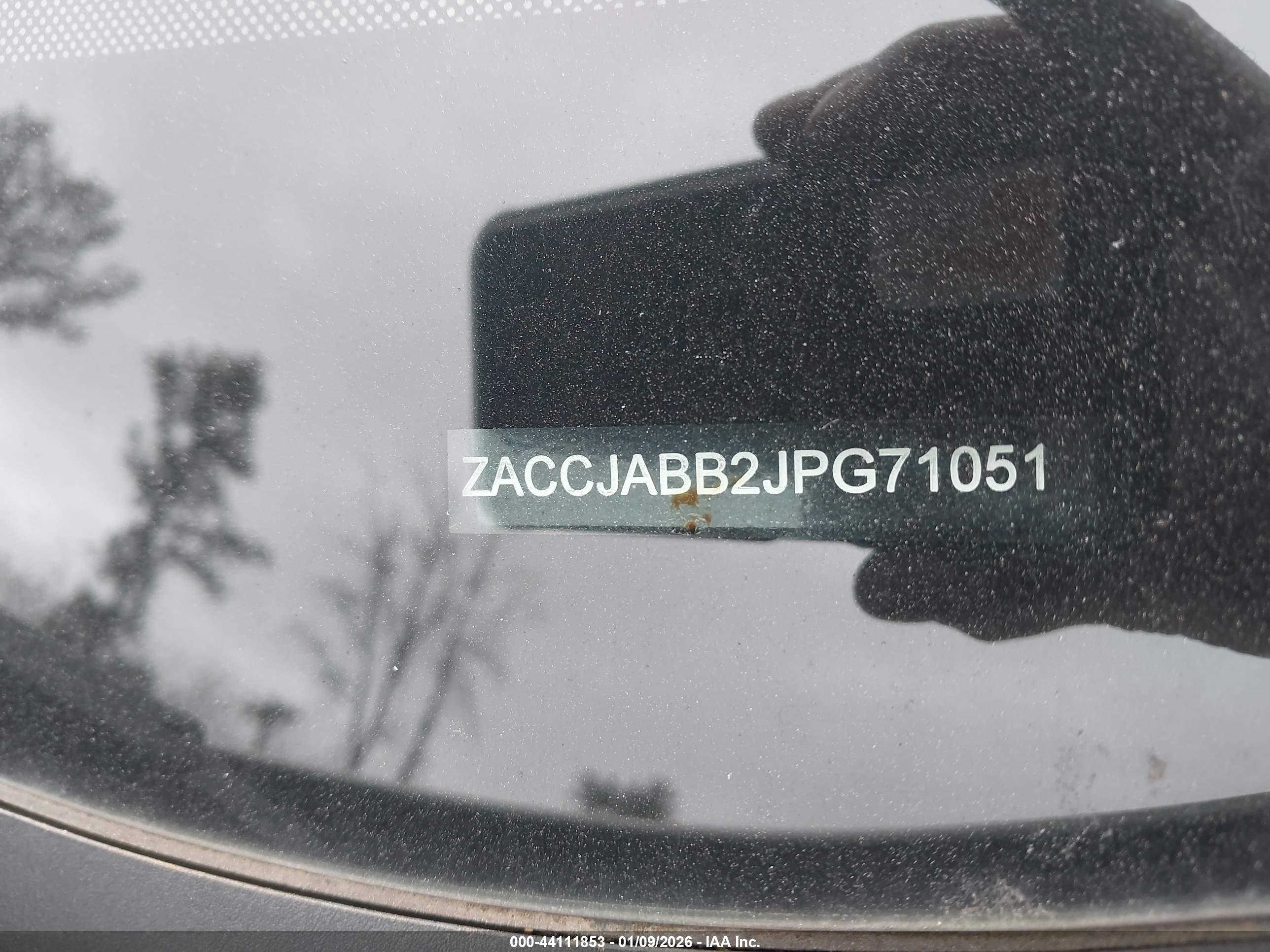 JEEP RENEGADE image 9
