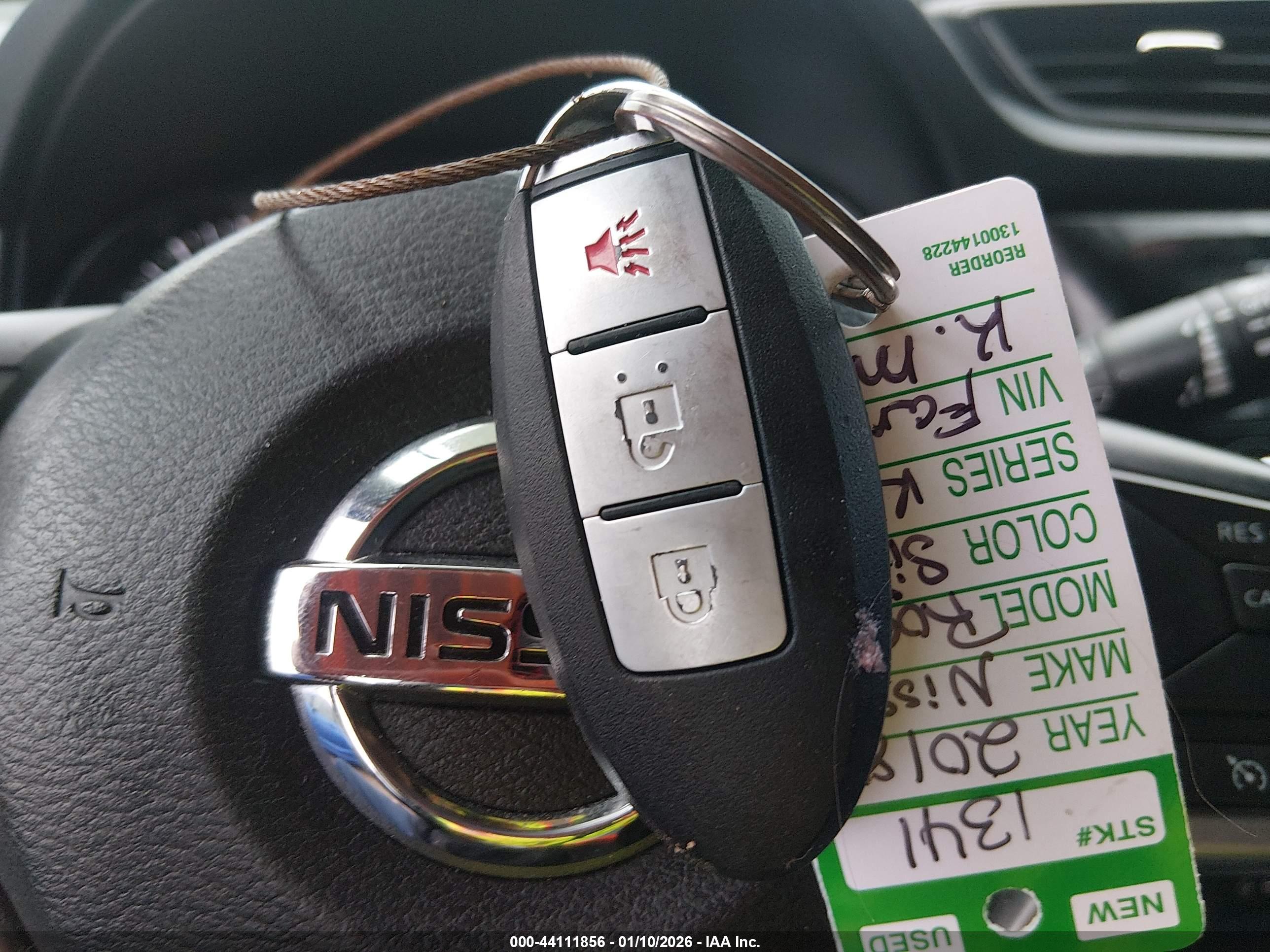NISSAN ROGUE image 11
