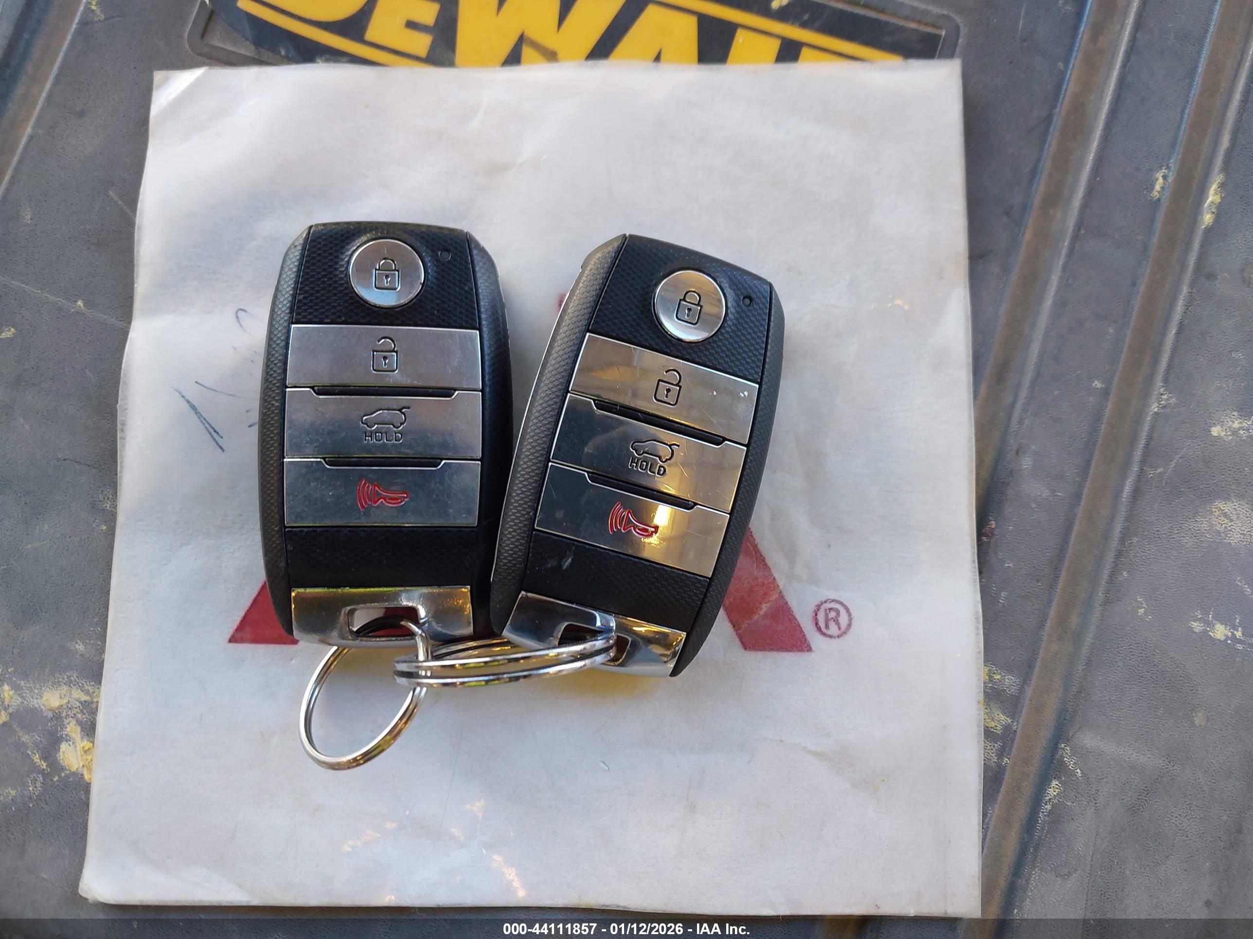 KIA SORENTO image 11