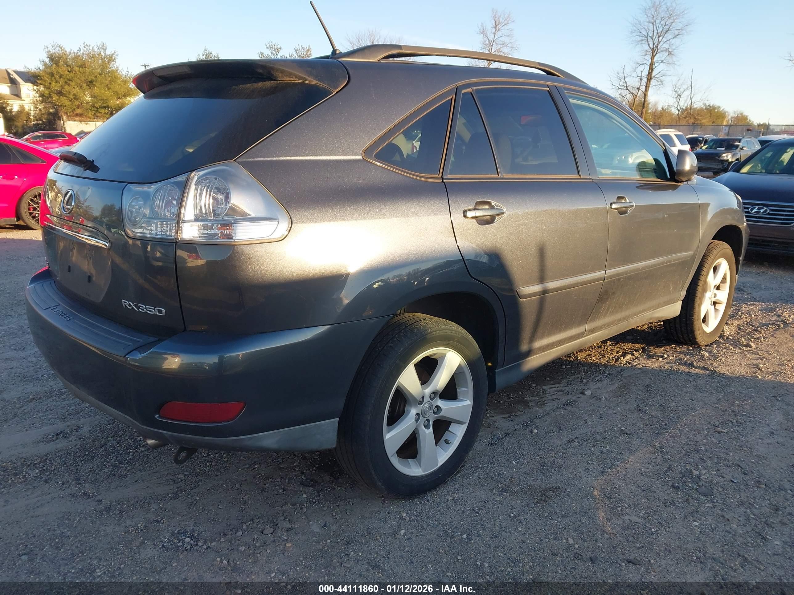 LEXUS RX image 4