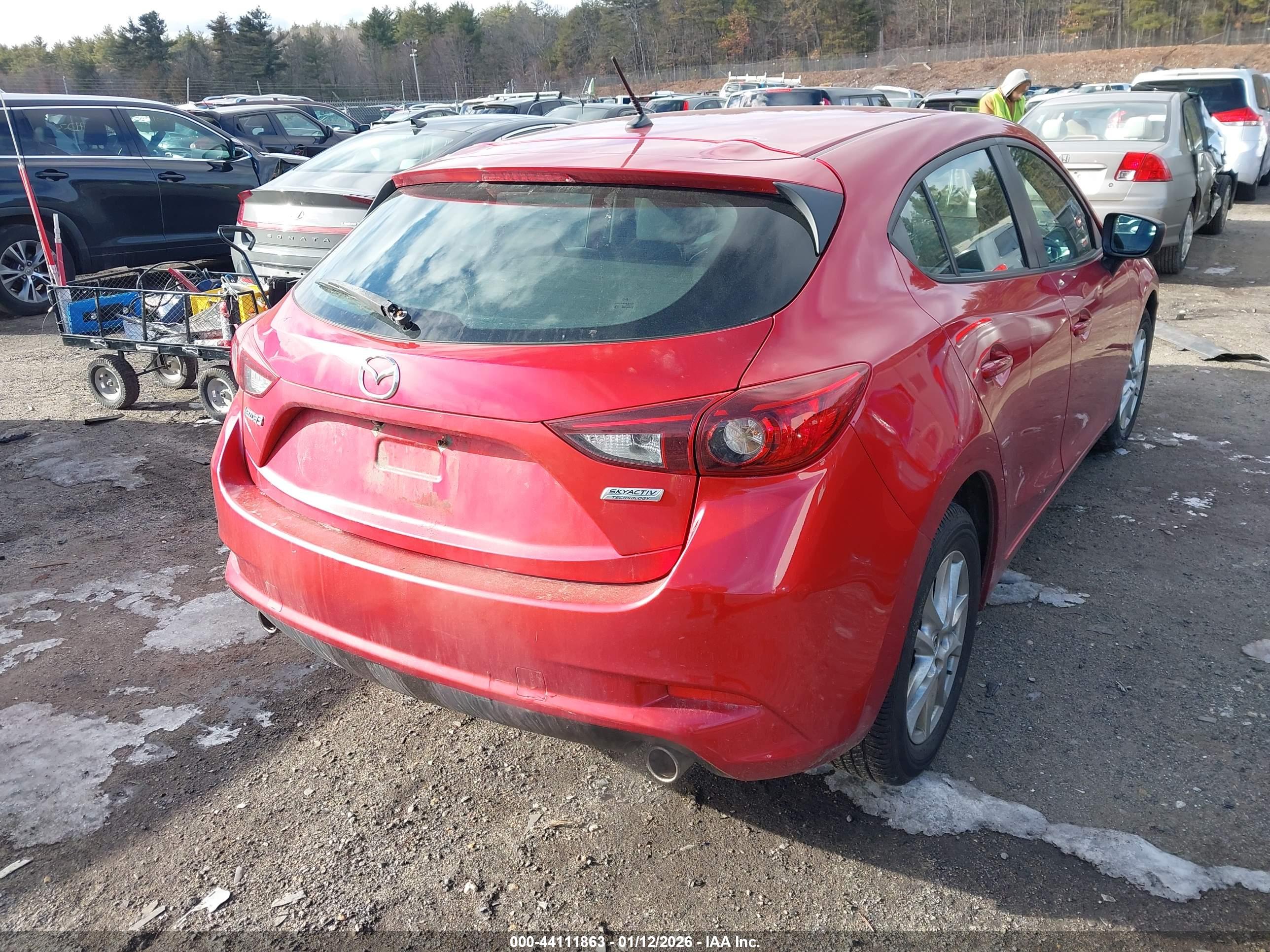 MAZDA MAZDA3 image 4