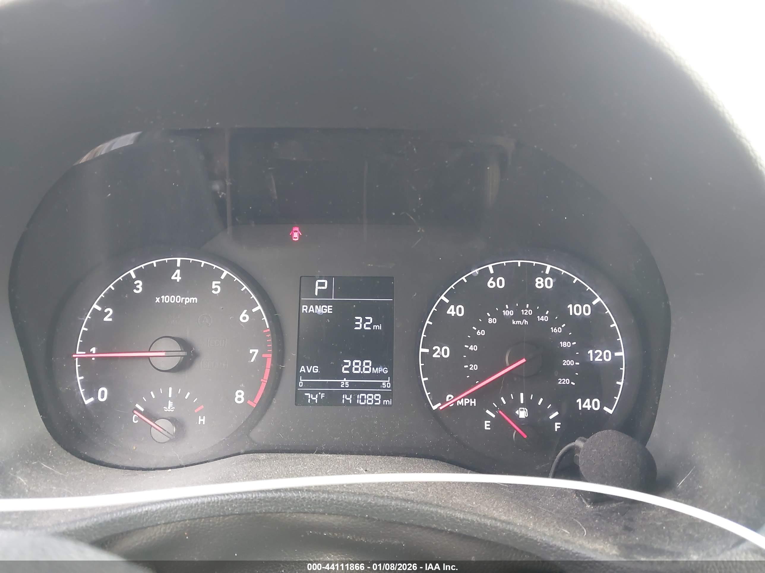 HYUNDAI ACCENT image 7