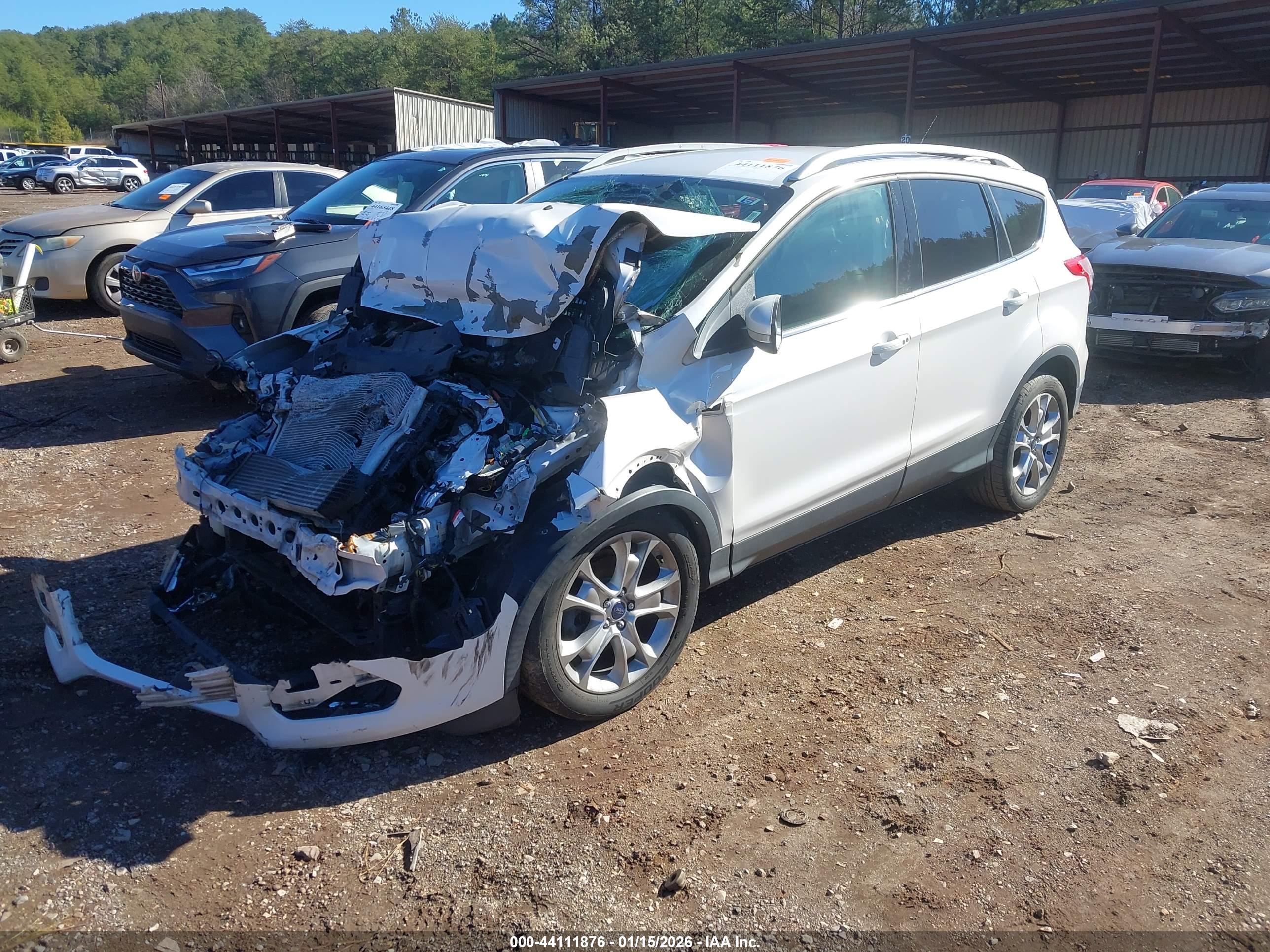 FORD ESCAPE image 2