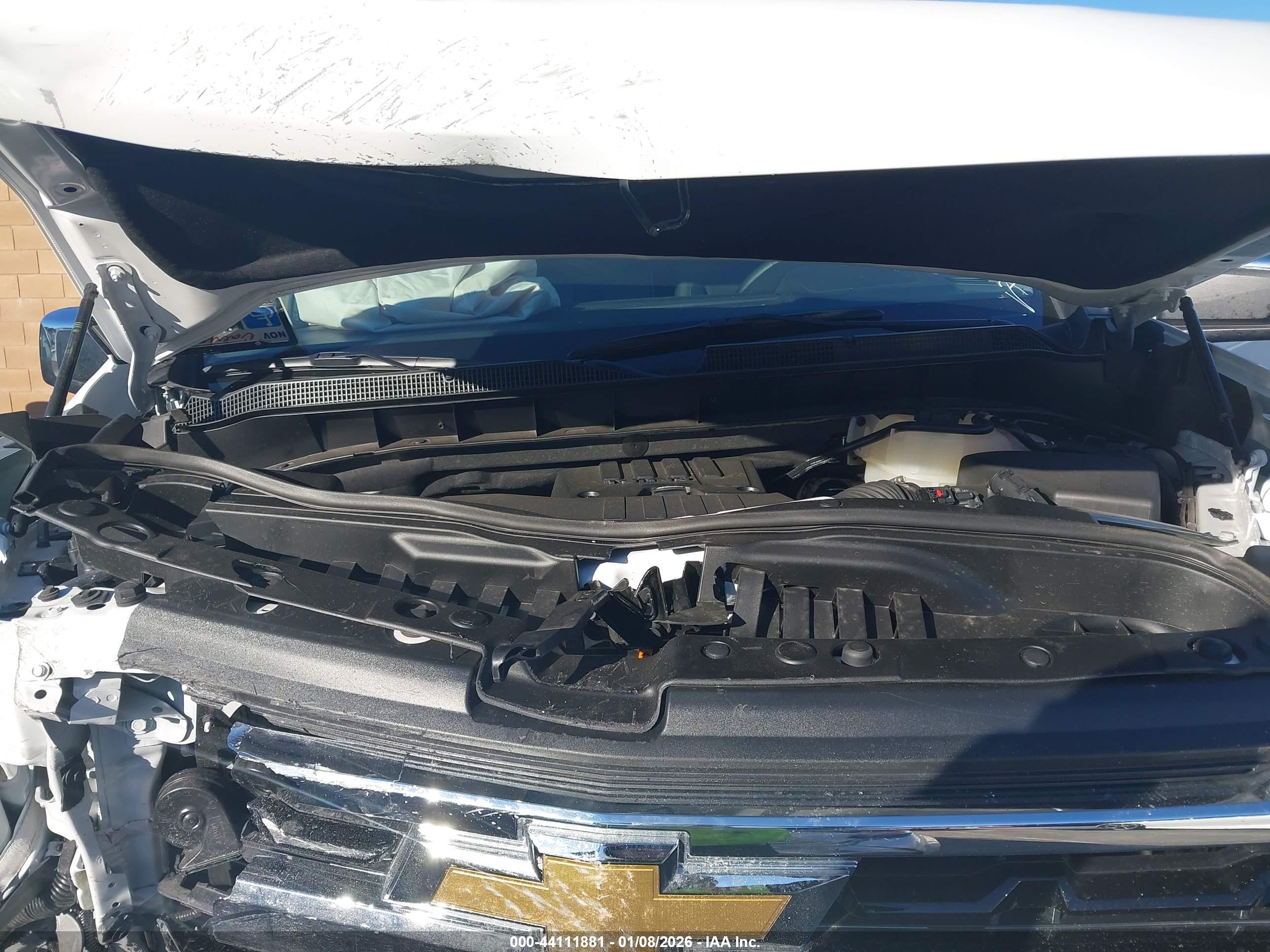CHEVROLET SILVERADO image 10