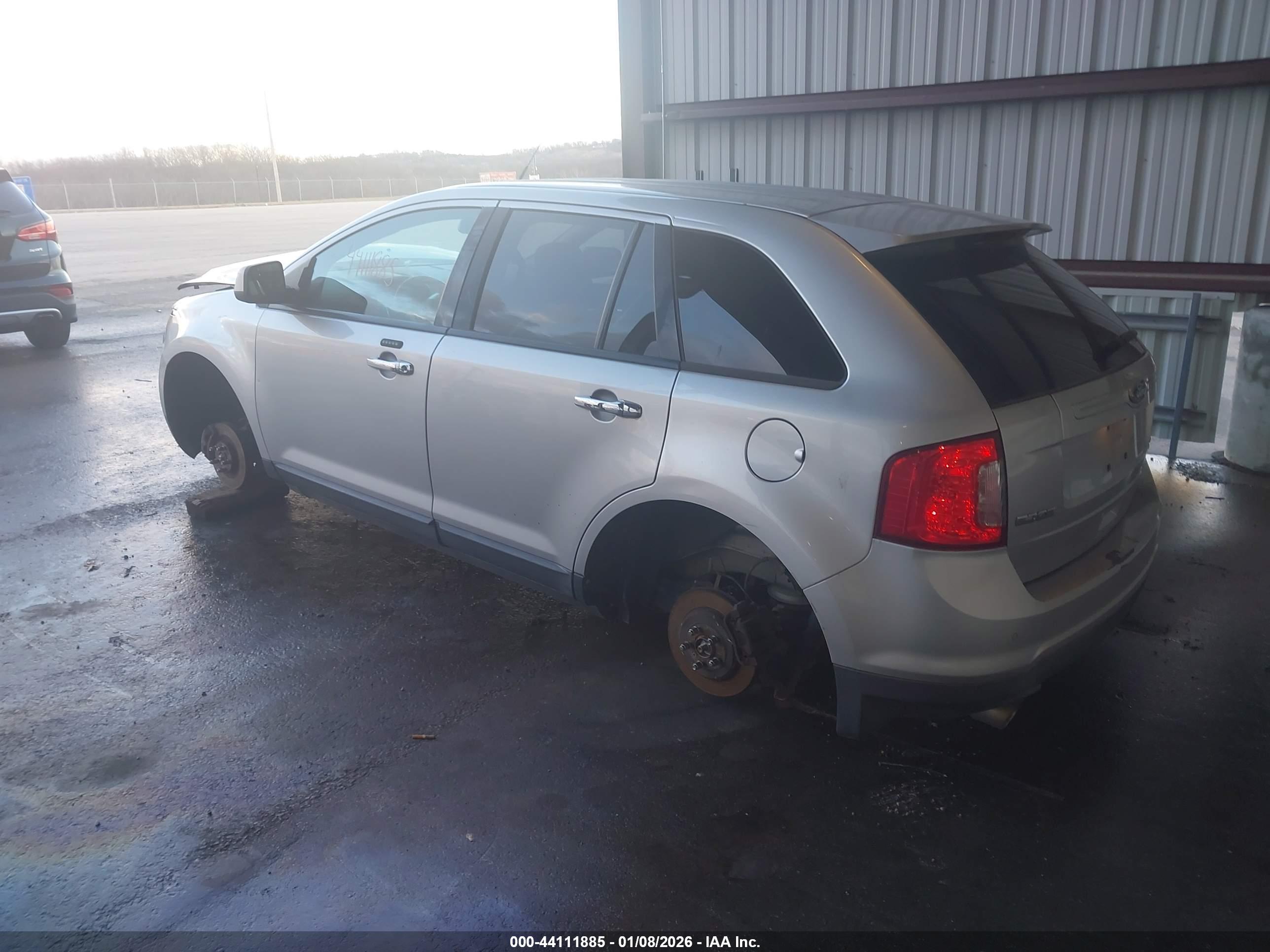 FORD EDGE image 3