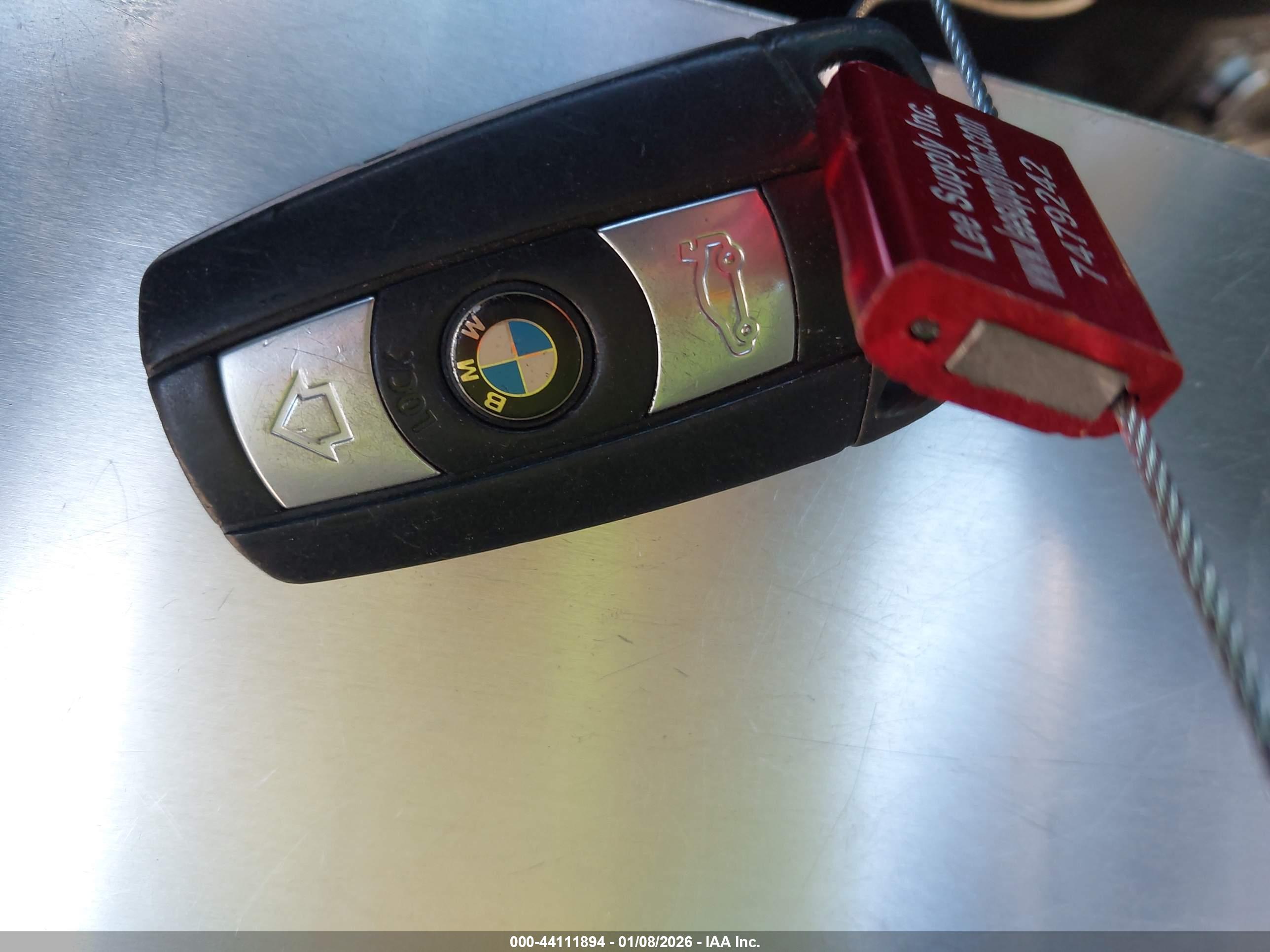 BMW 328I image 11