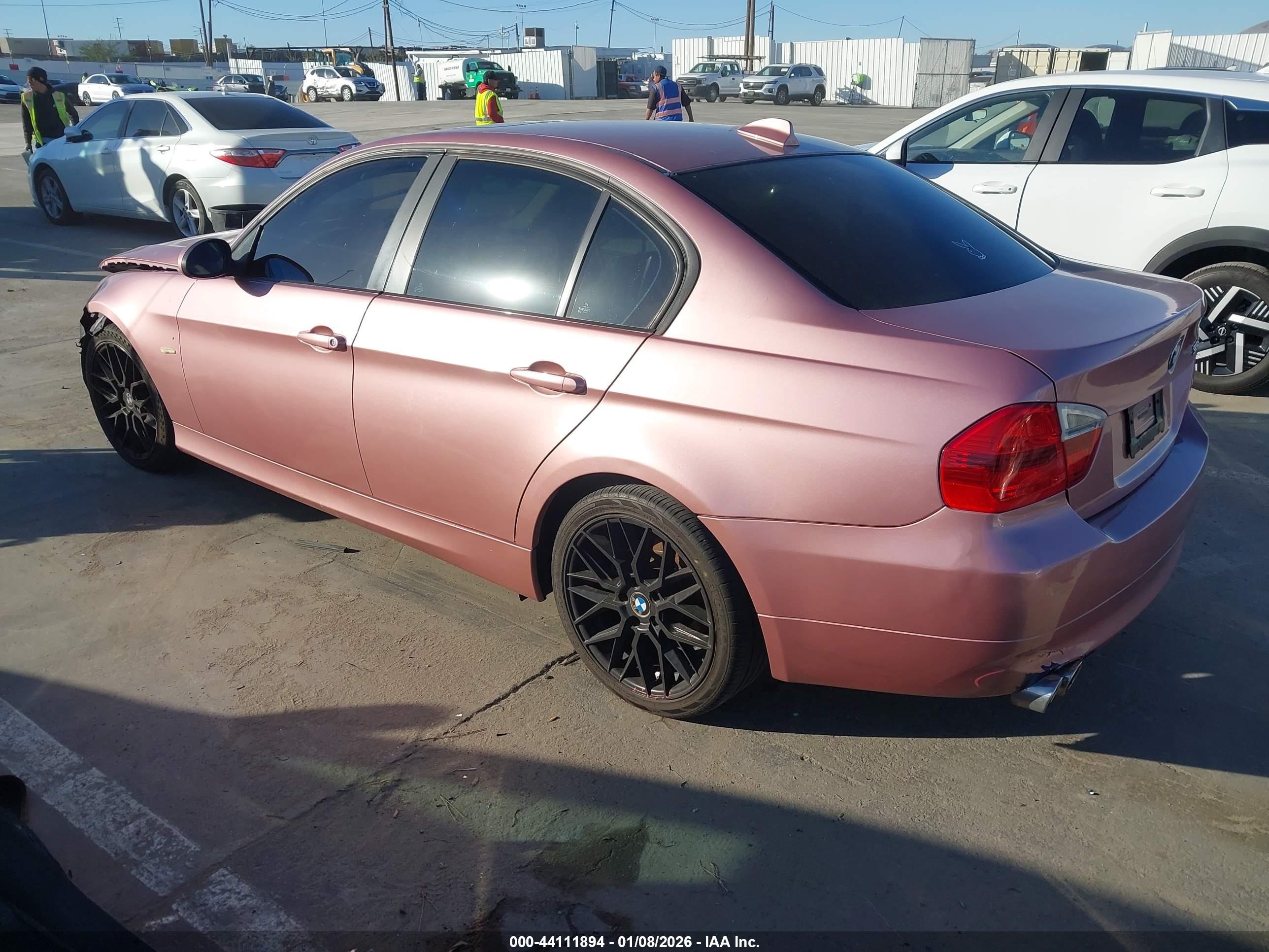 BMW 328I image 3