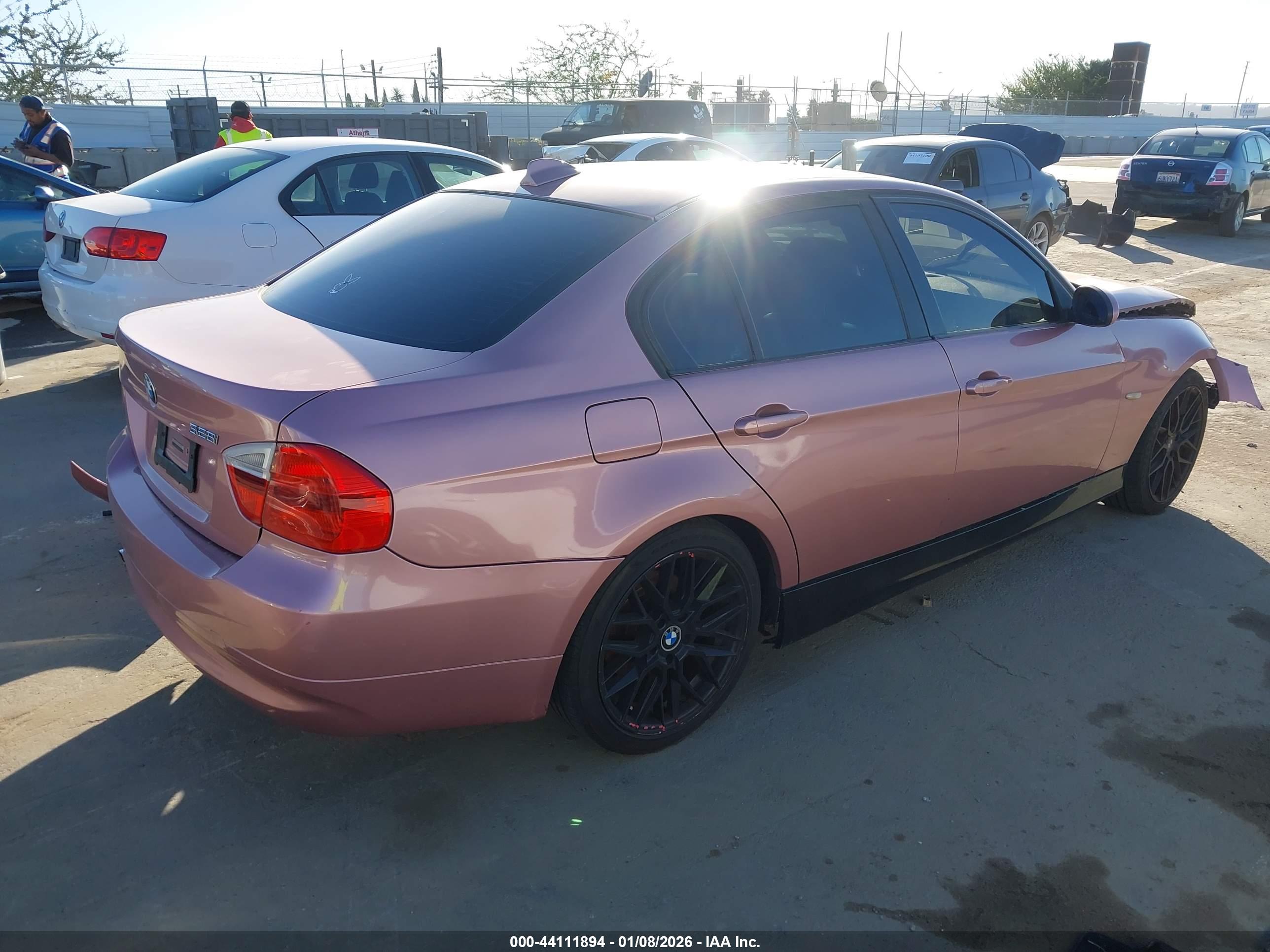 BMW 328I image 4