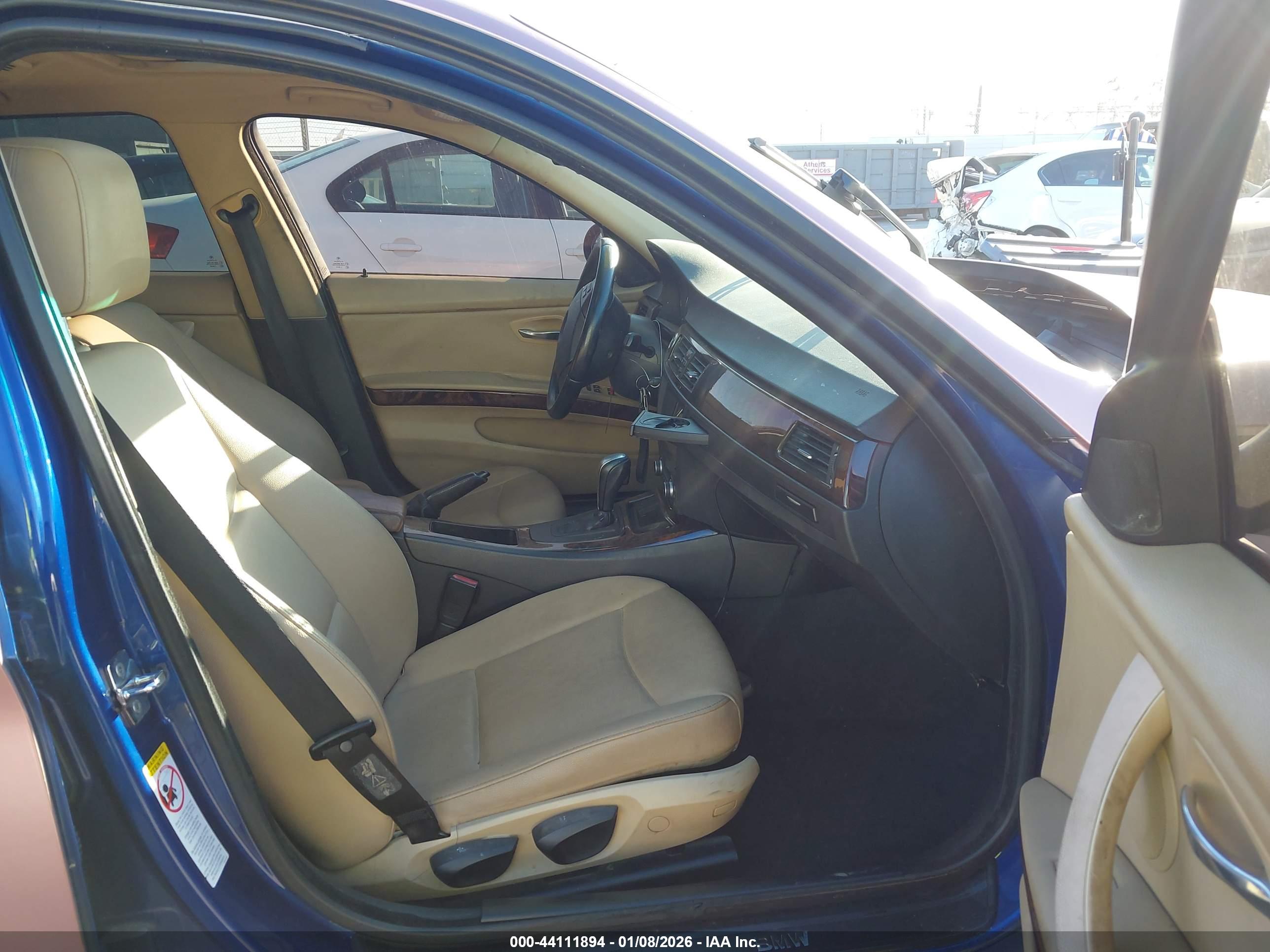 BMW 328I image 5