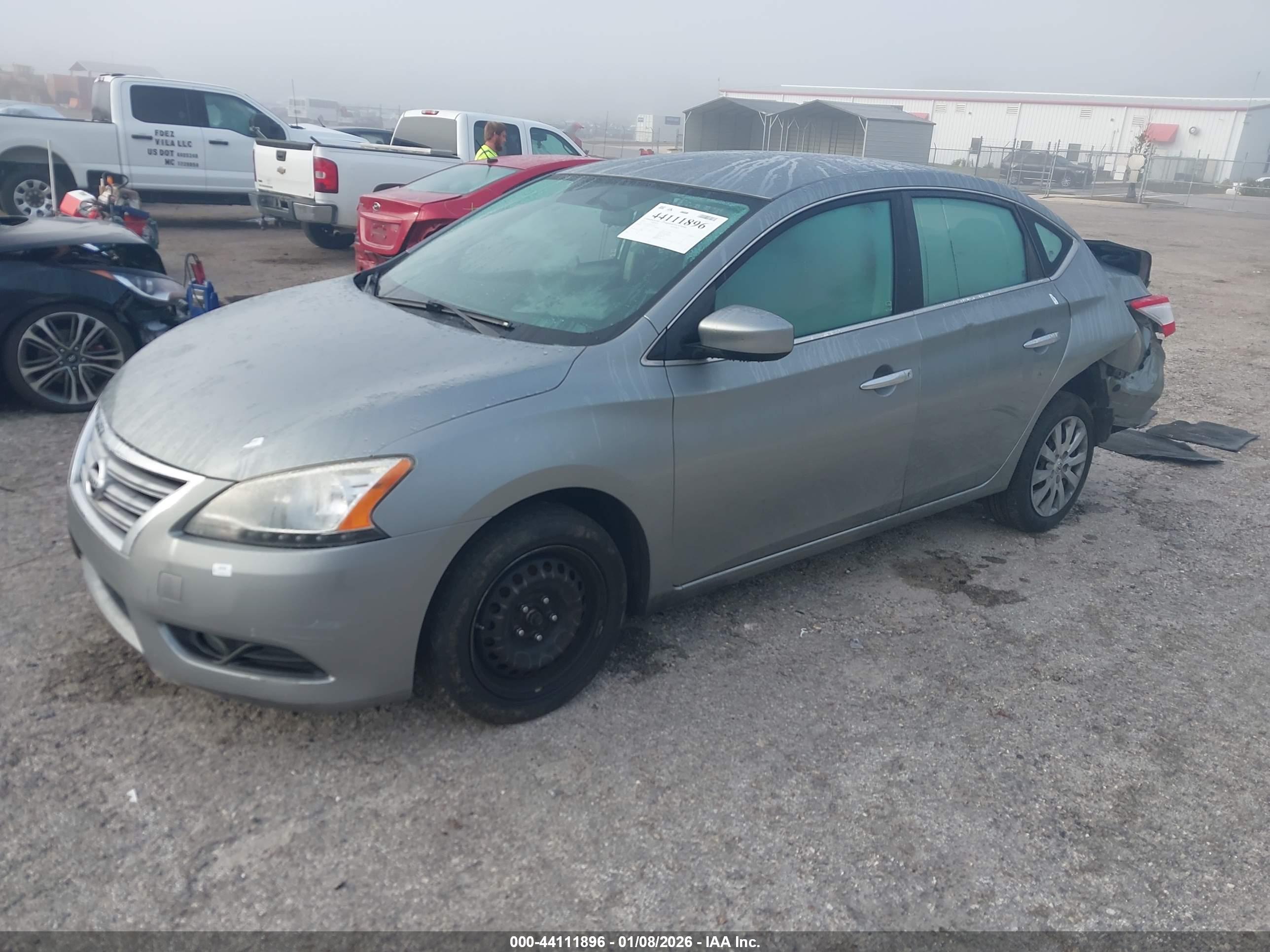 NISSAN SENTRA image 2