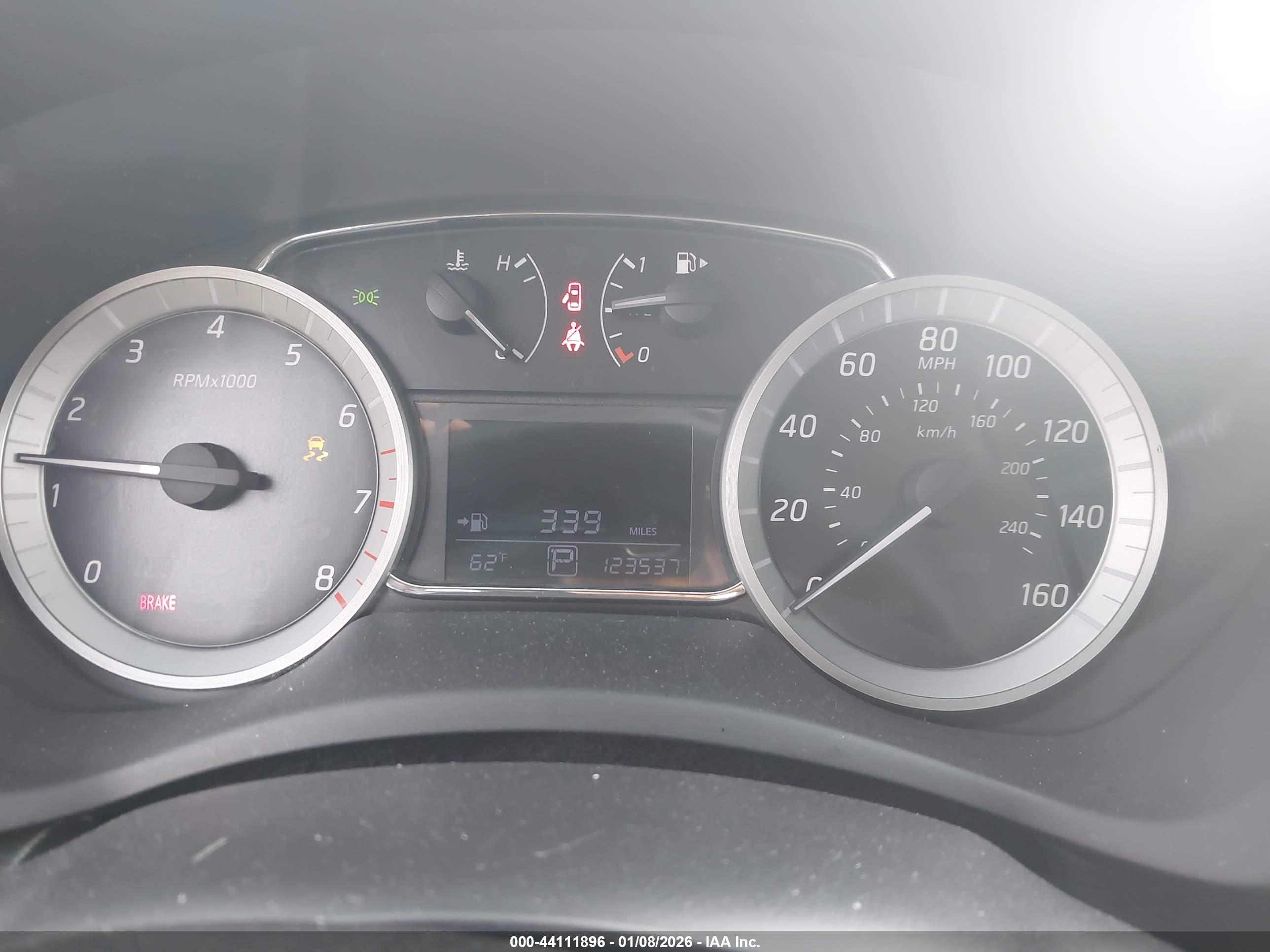 NISSAN SENTRA image 7
