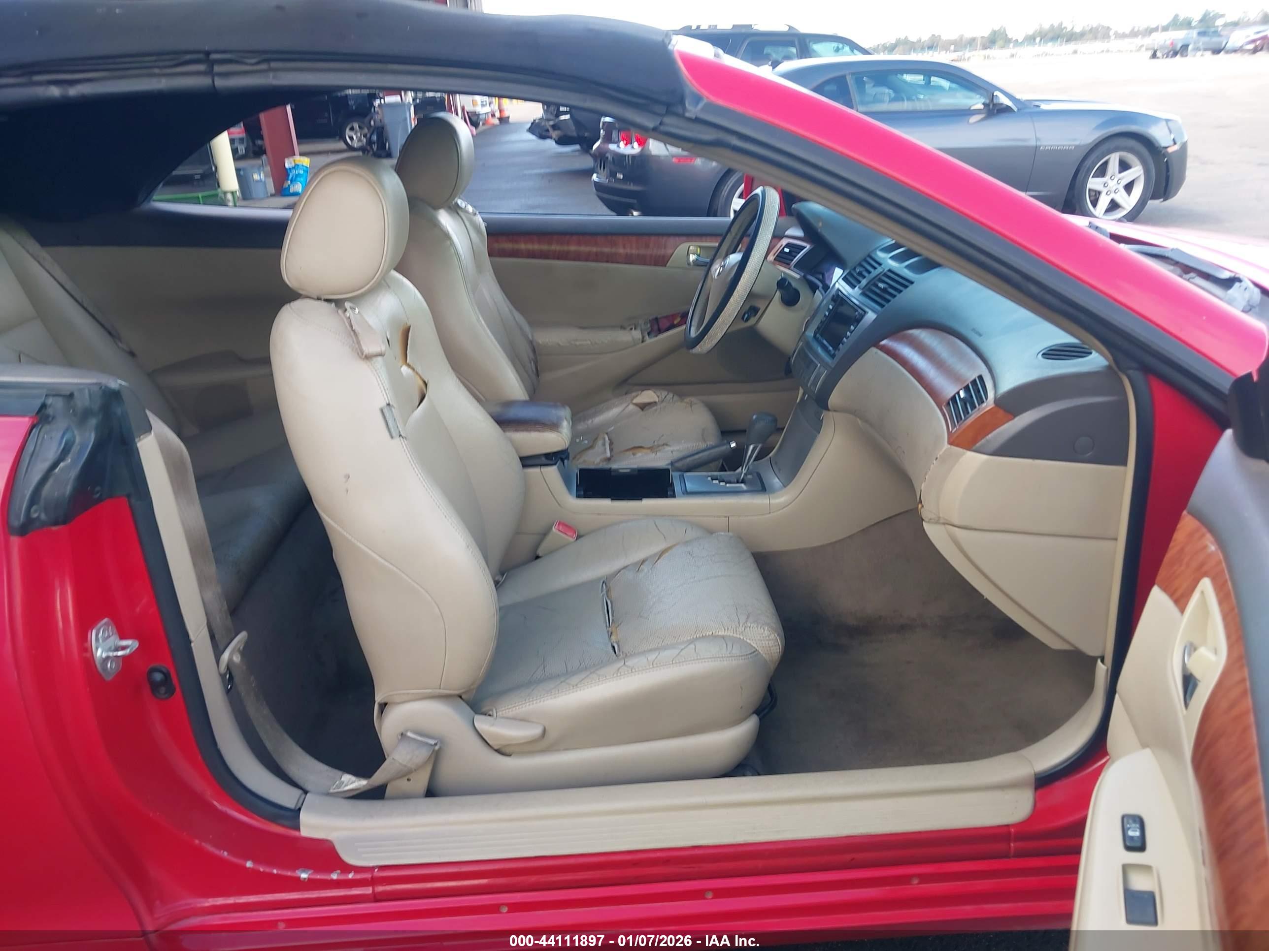 TOYOTA CAMRY image 5