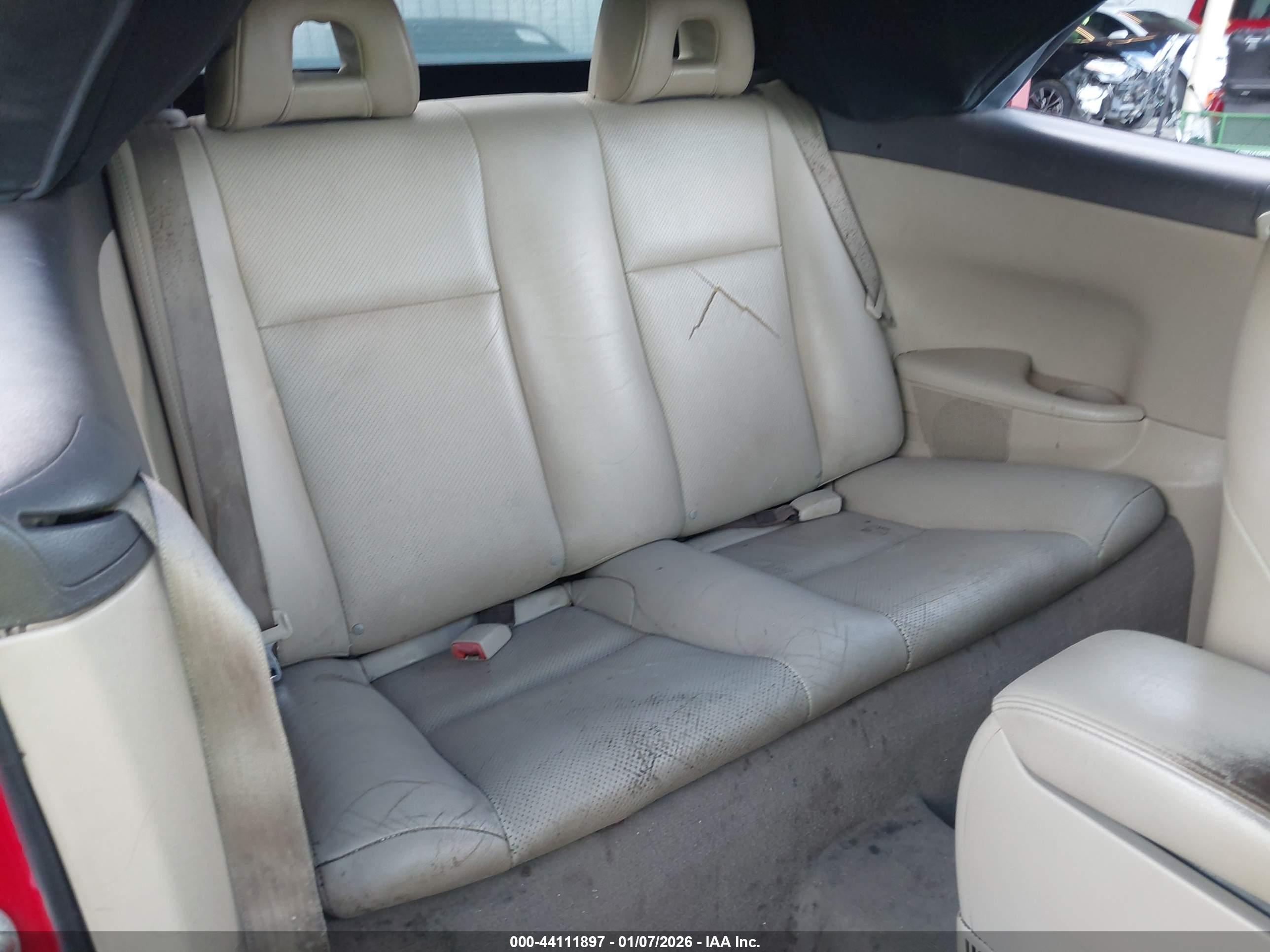 TOYOTA CAMRY image 8