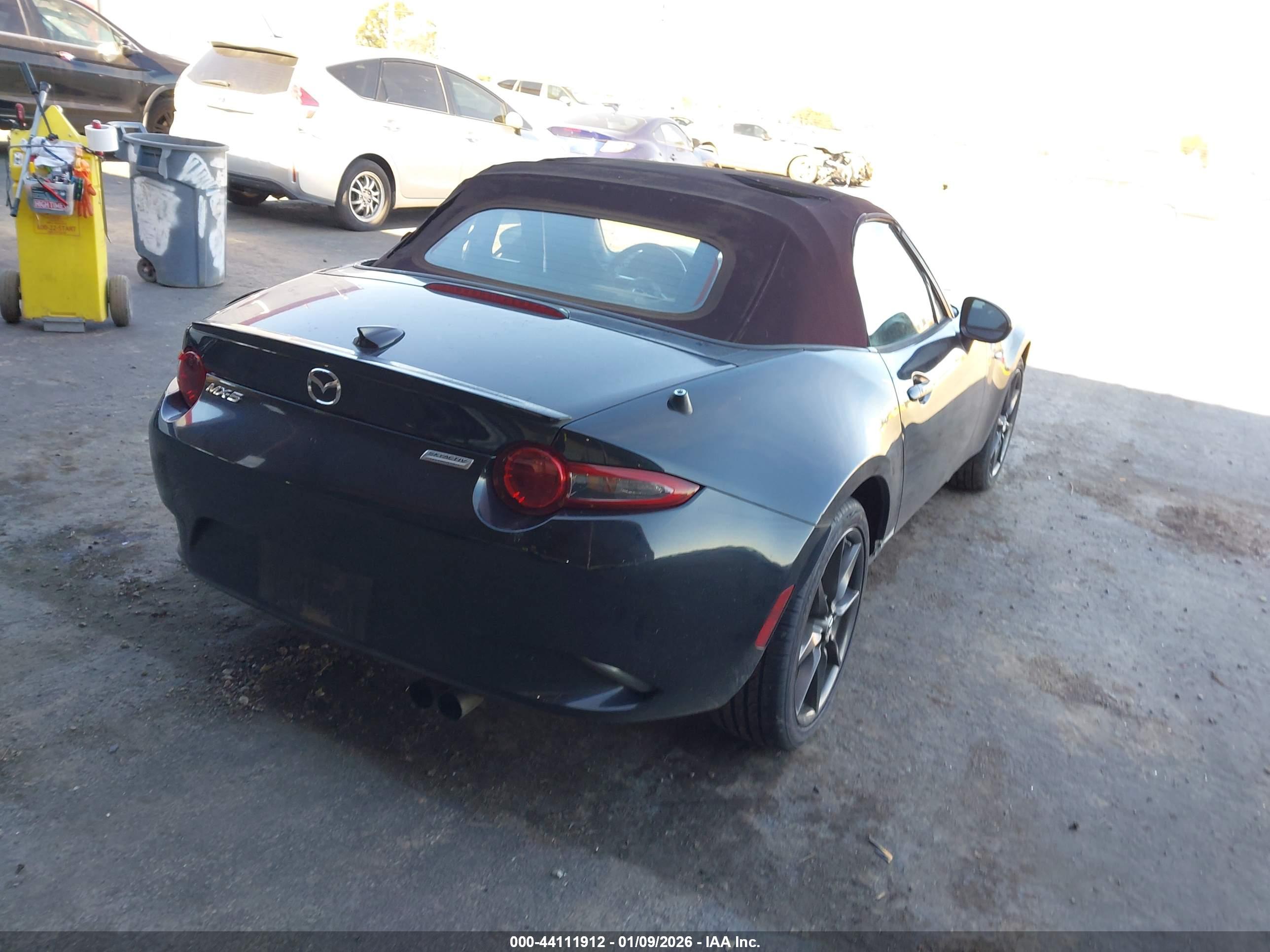 MAZDA MX-5 image 4