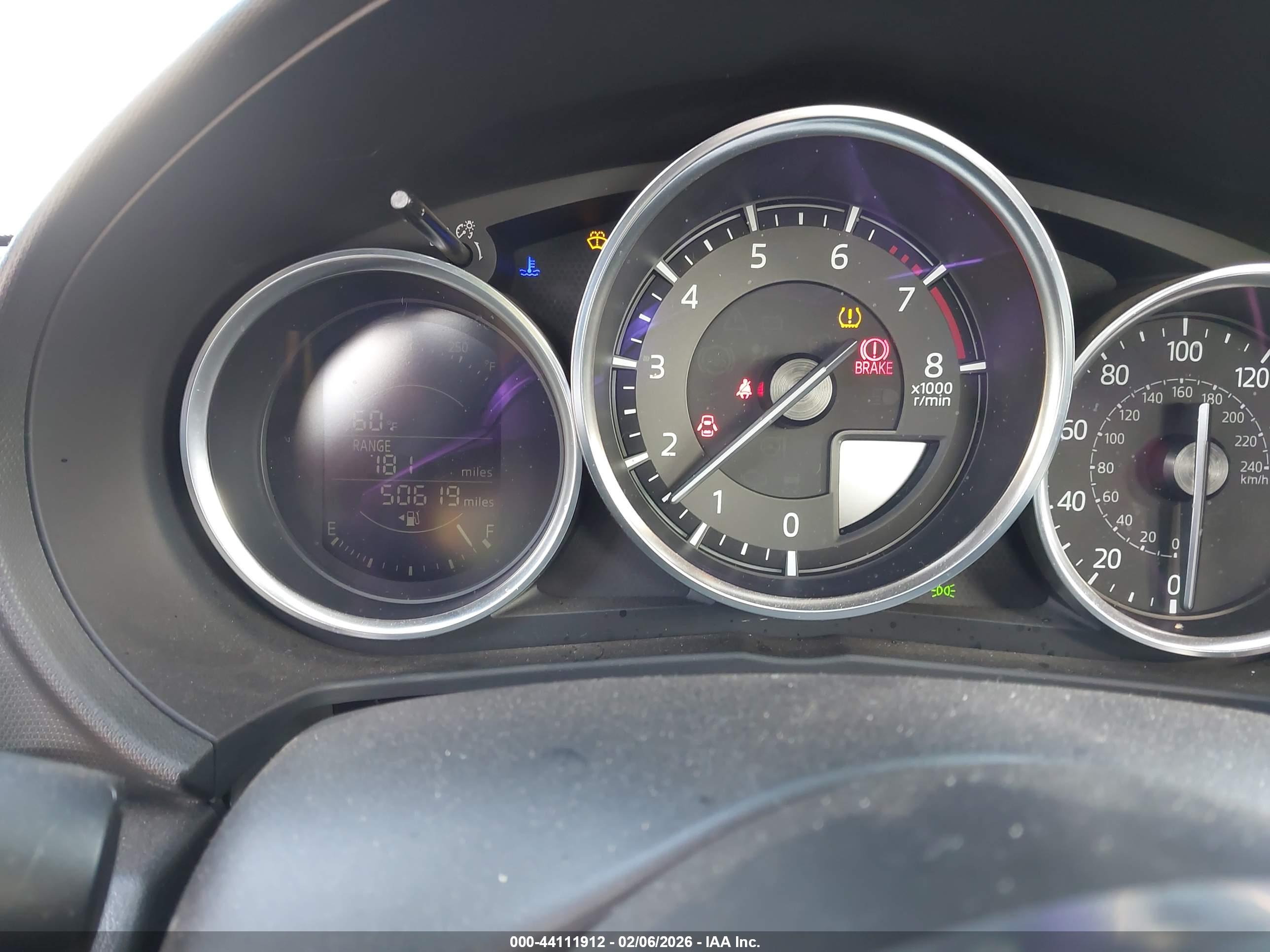 MAZDA MX-5 image 7