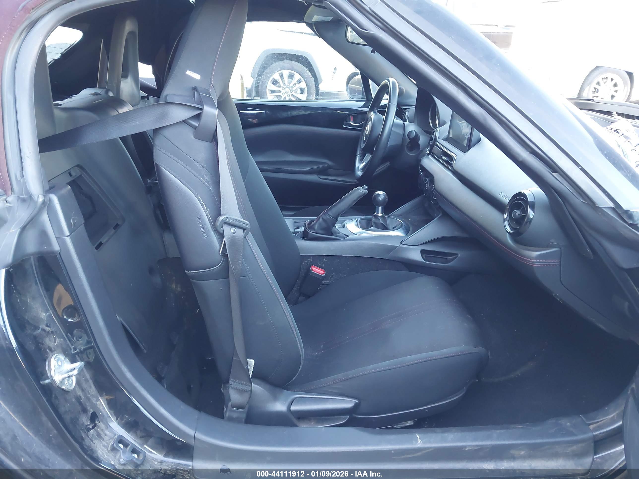 MAZDA MX-5 image 8