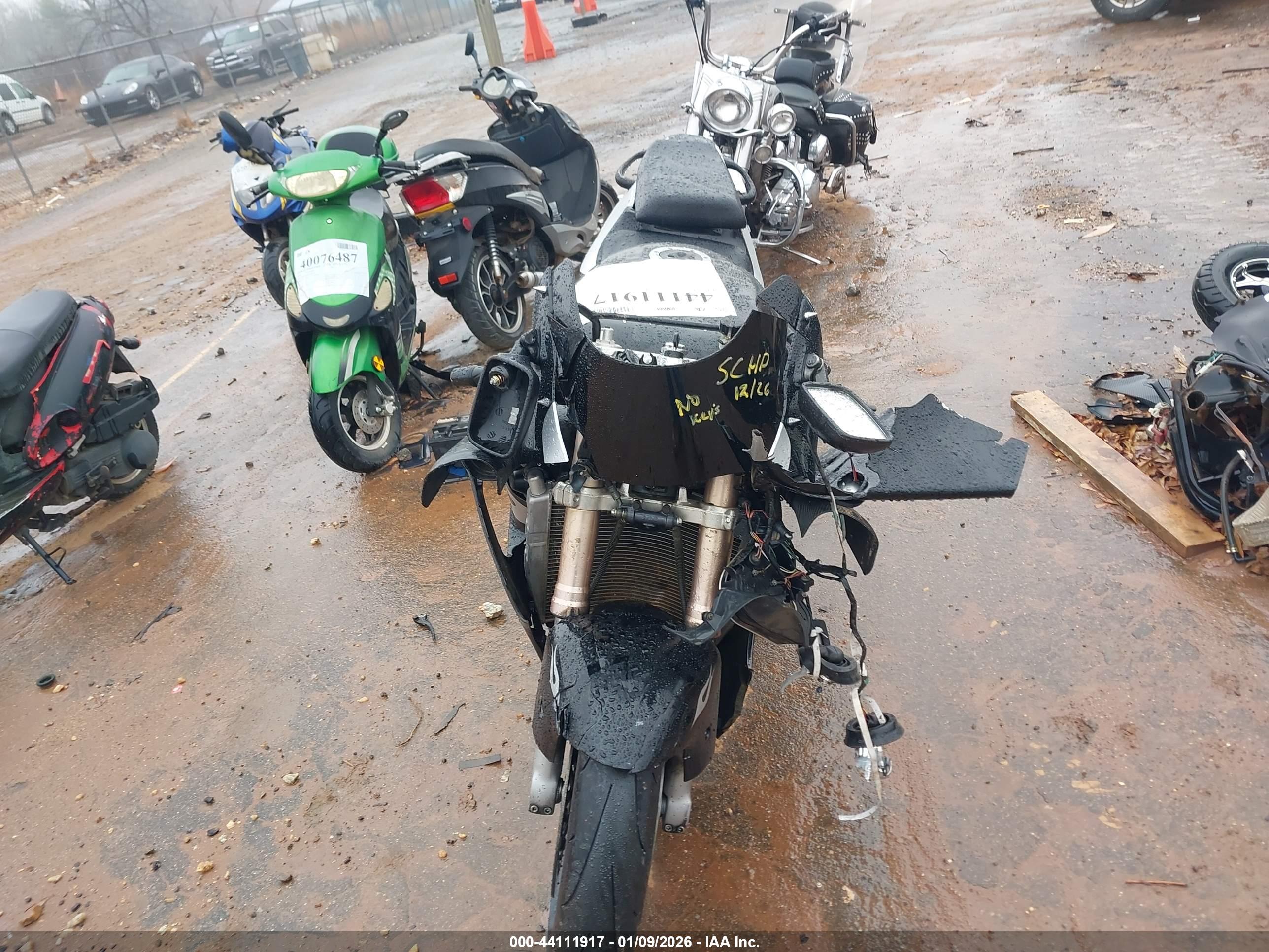KAWASAKI ZX750 image 5