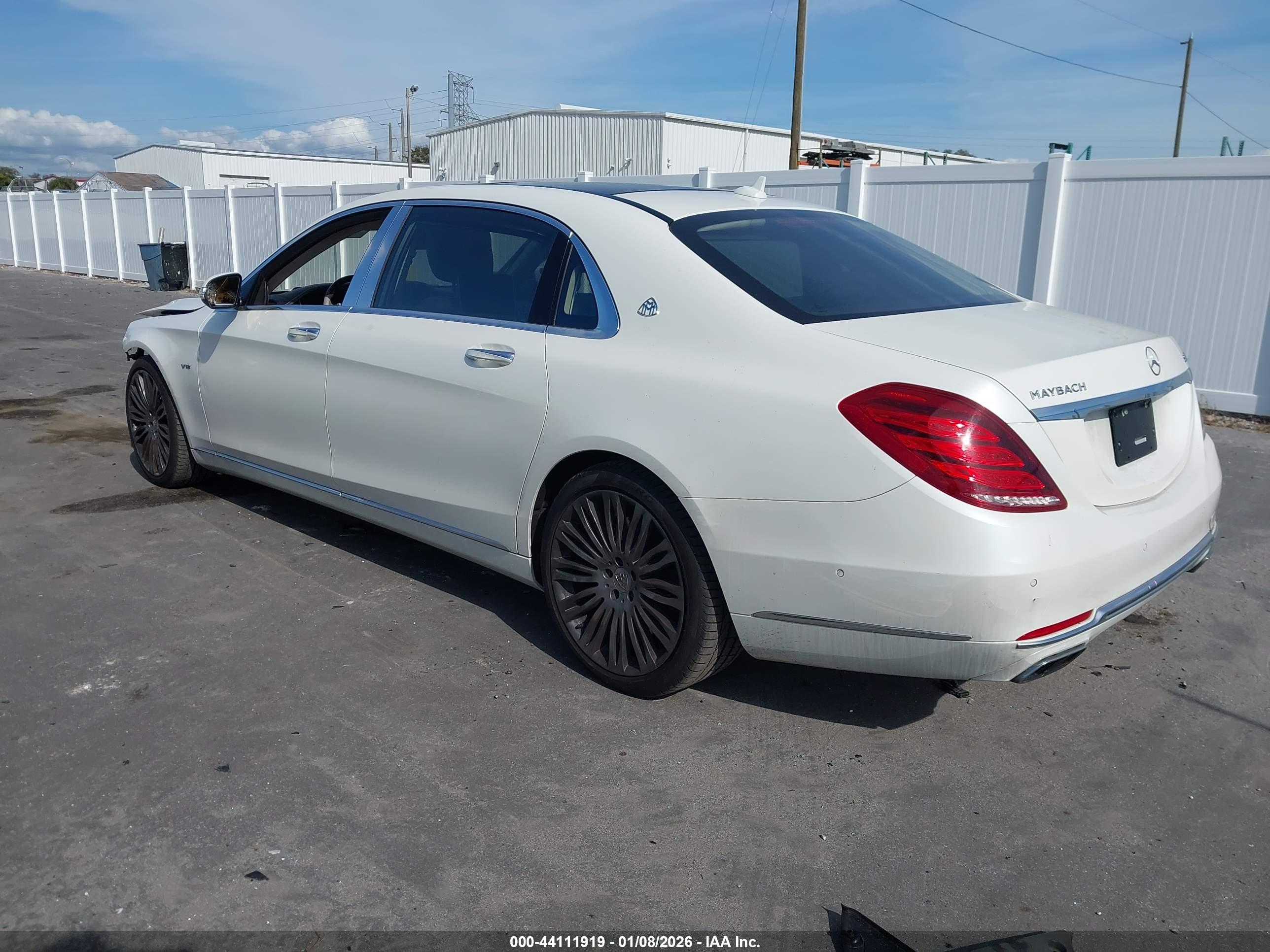 MERCEDES-BENZ MAYBACH image 3