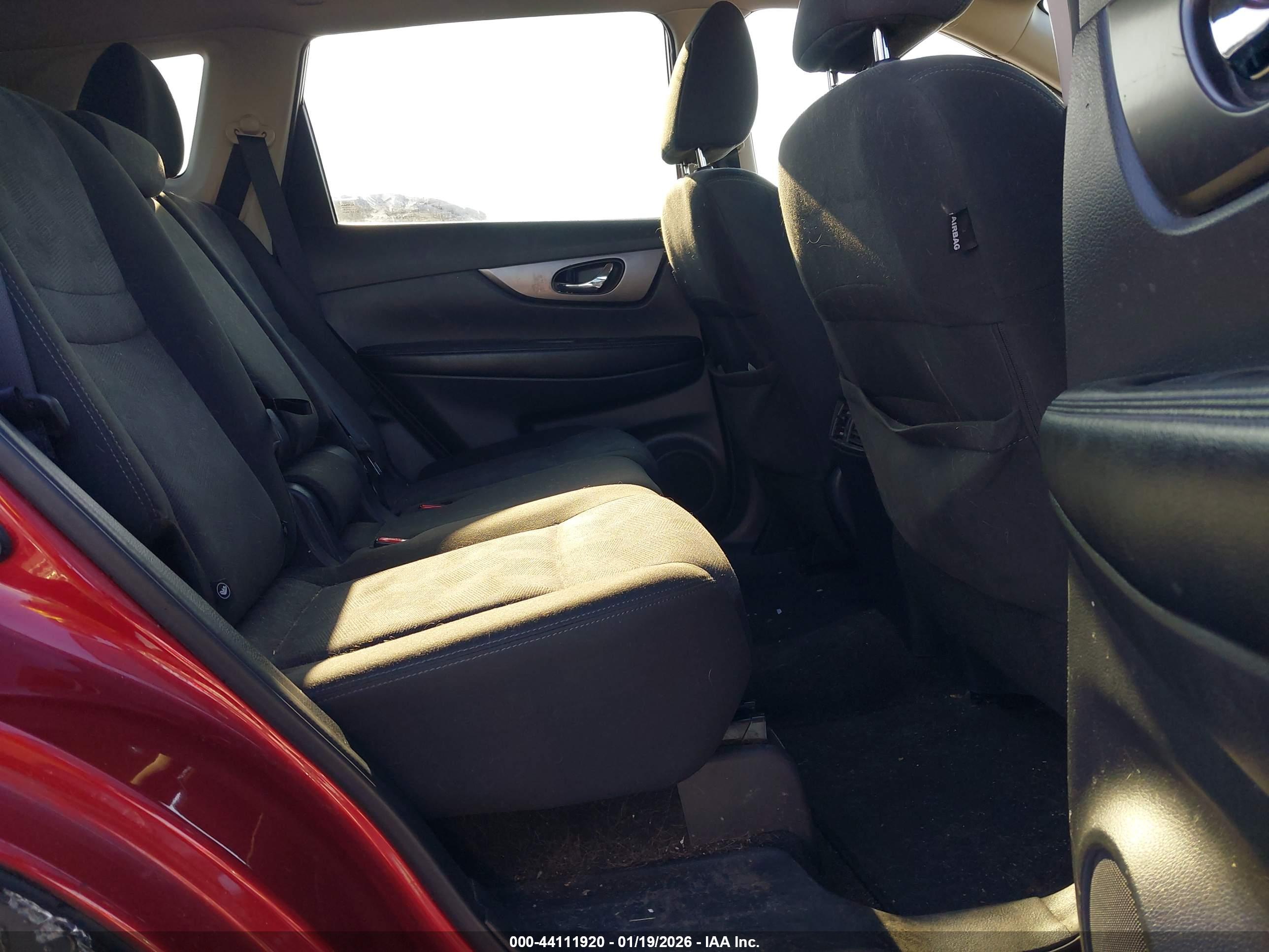 NISSAN ROGUE image 8