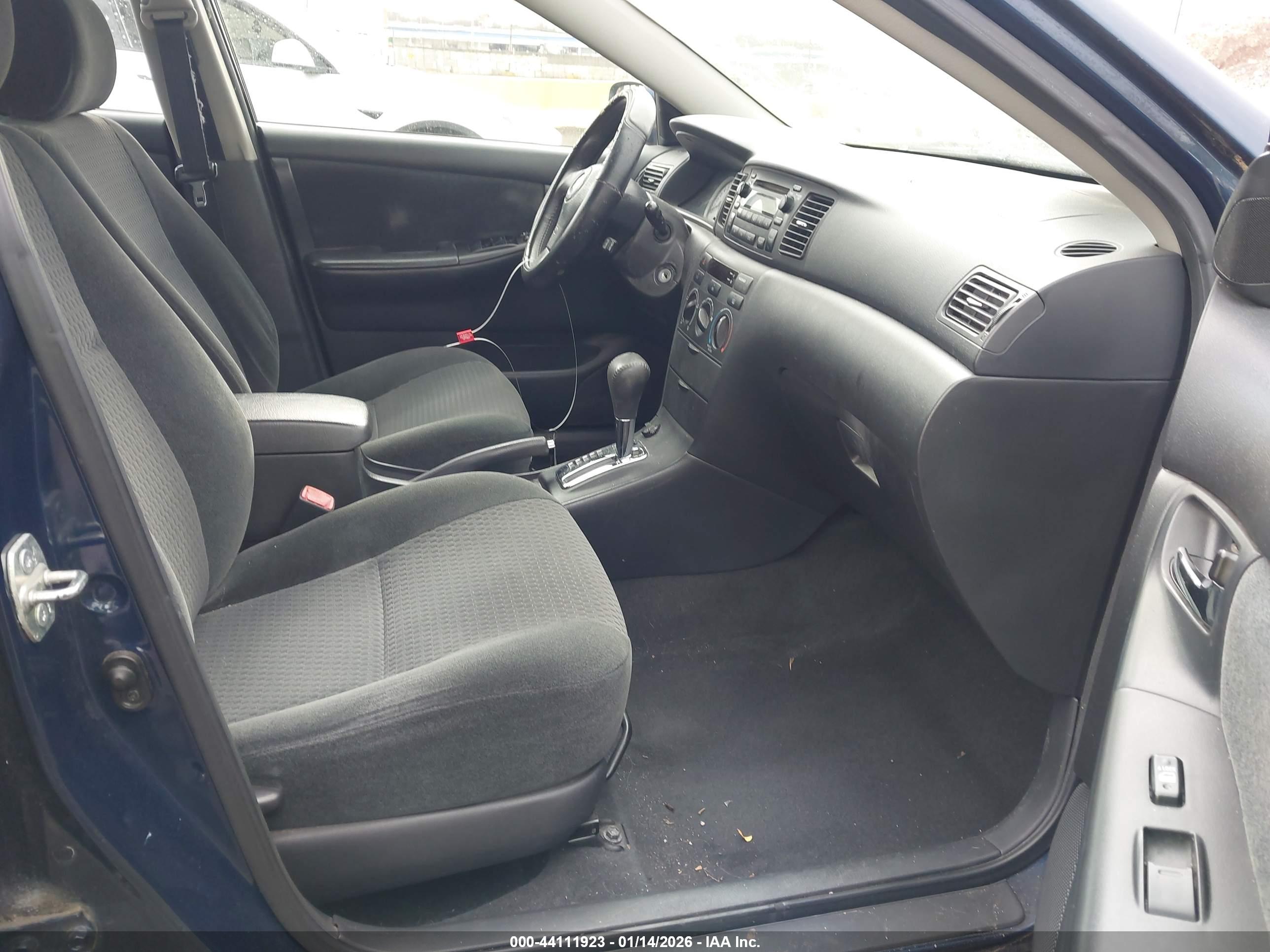 TOYOTA COROLLA image 5