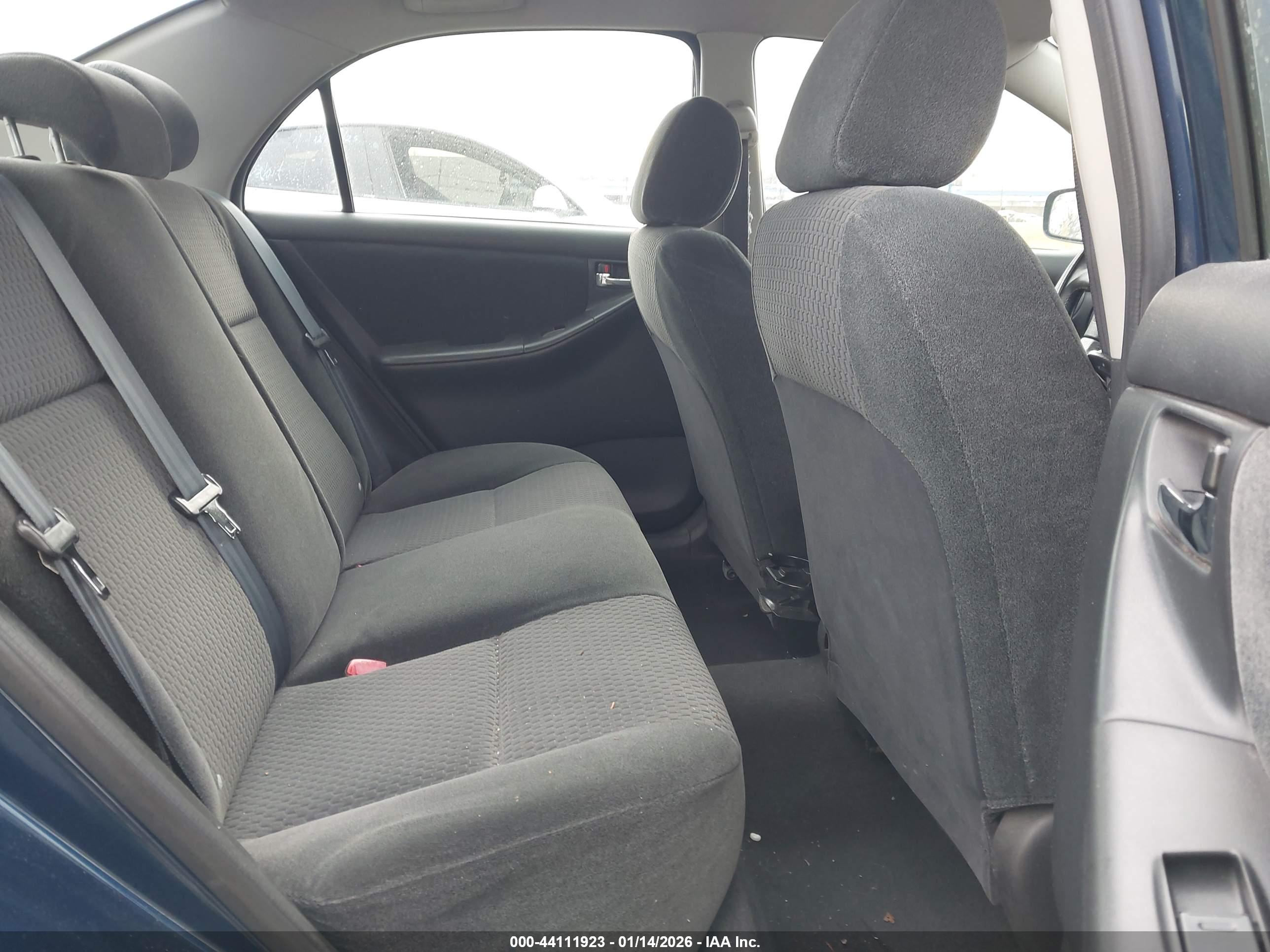 TOYOTA COROLLA image 8