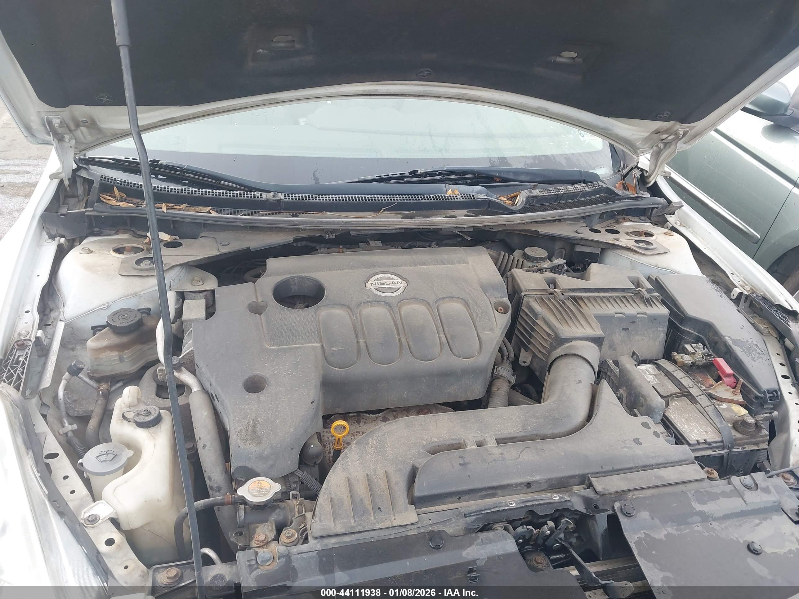 NISSAN ALTIMA image 10