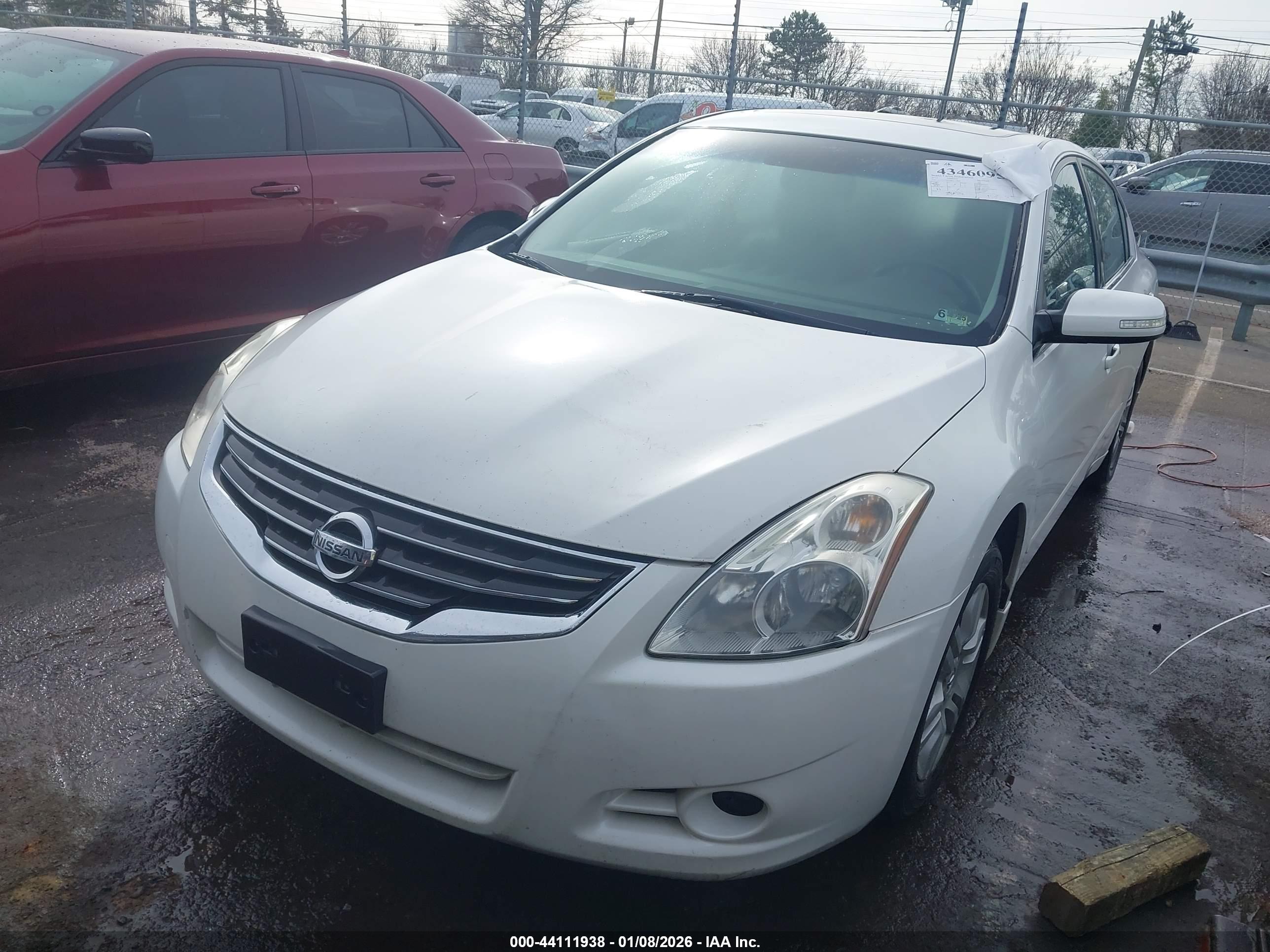 NISSAN ALTIMA image 2