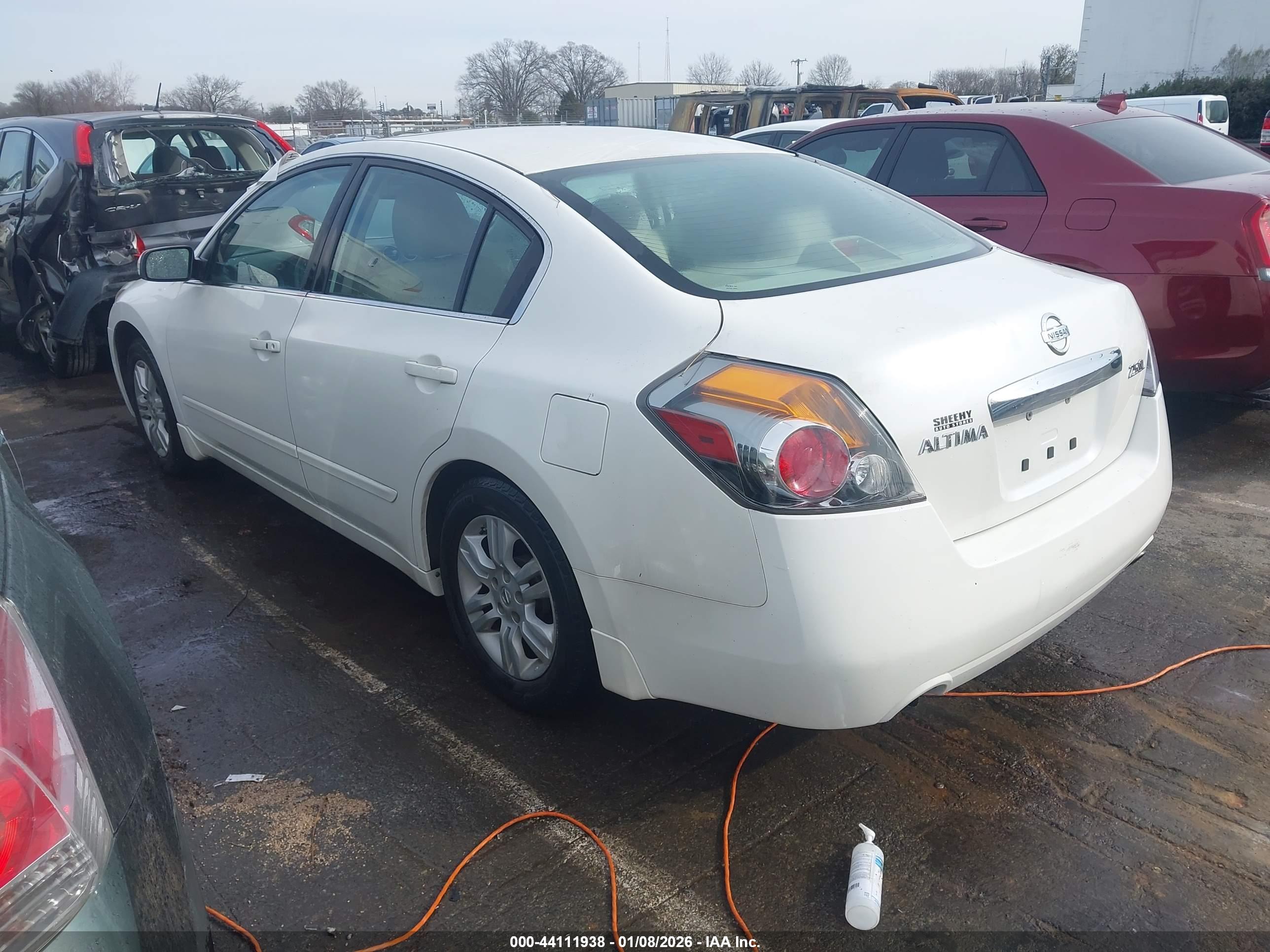 NISSAN ALTIMA image 3
