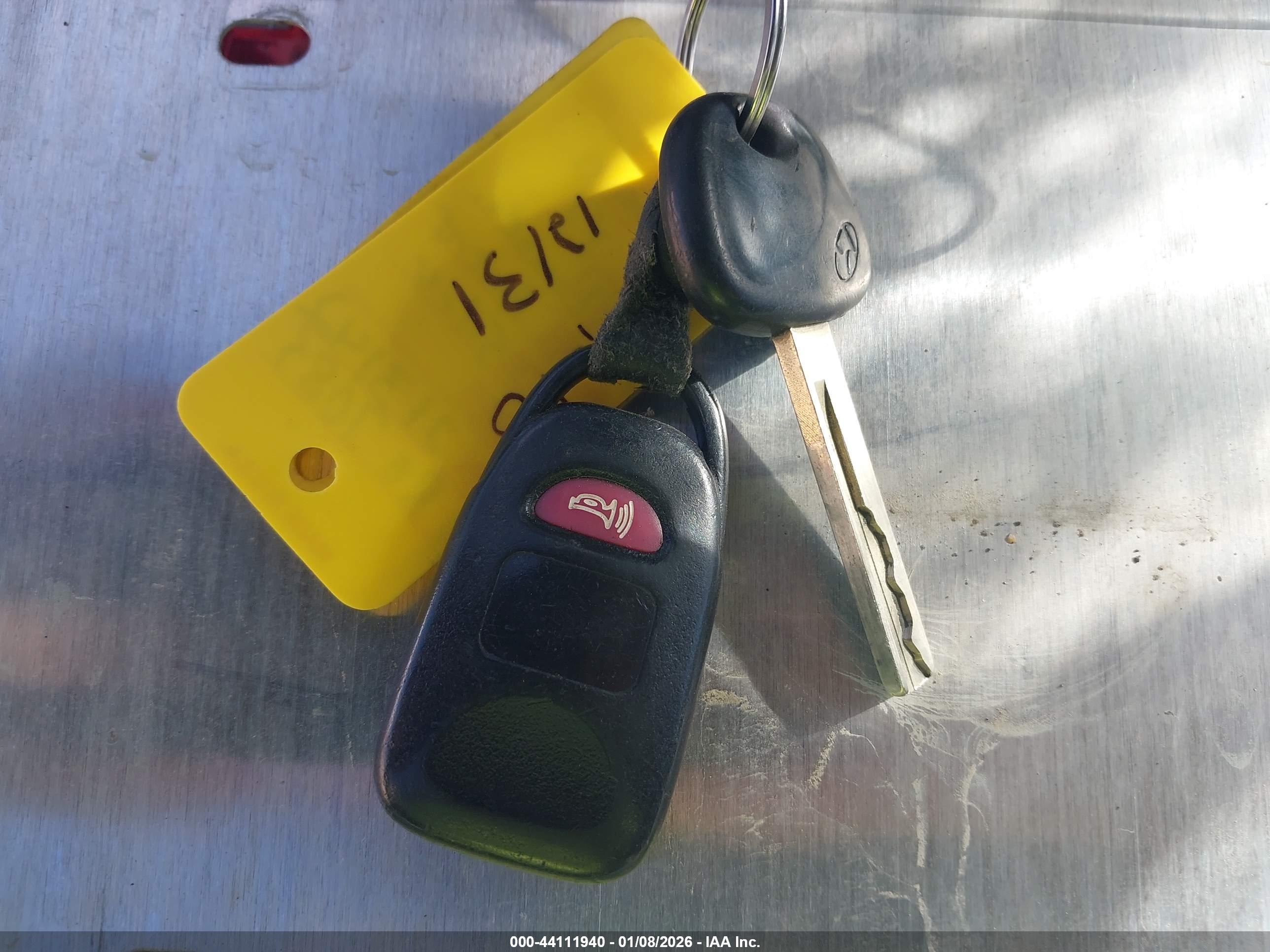 HYUNDAI ACCENT image 11