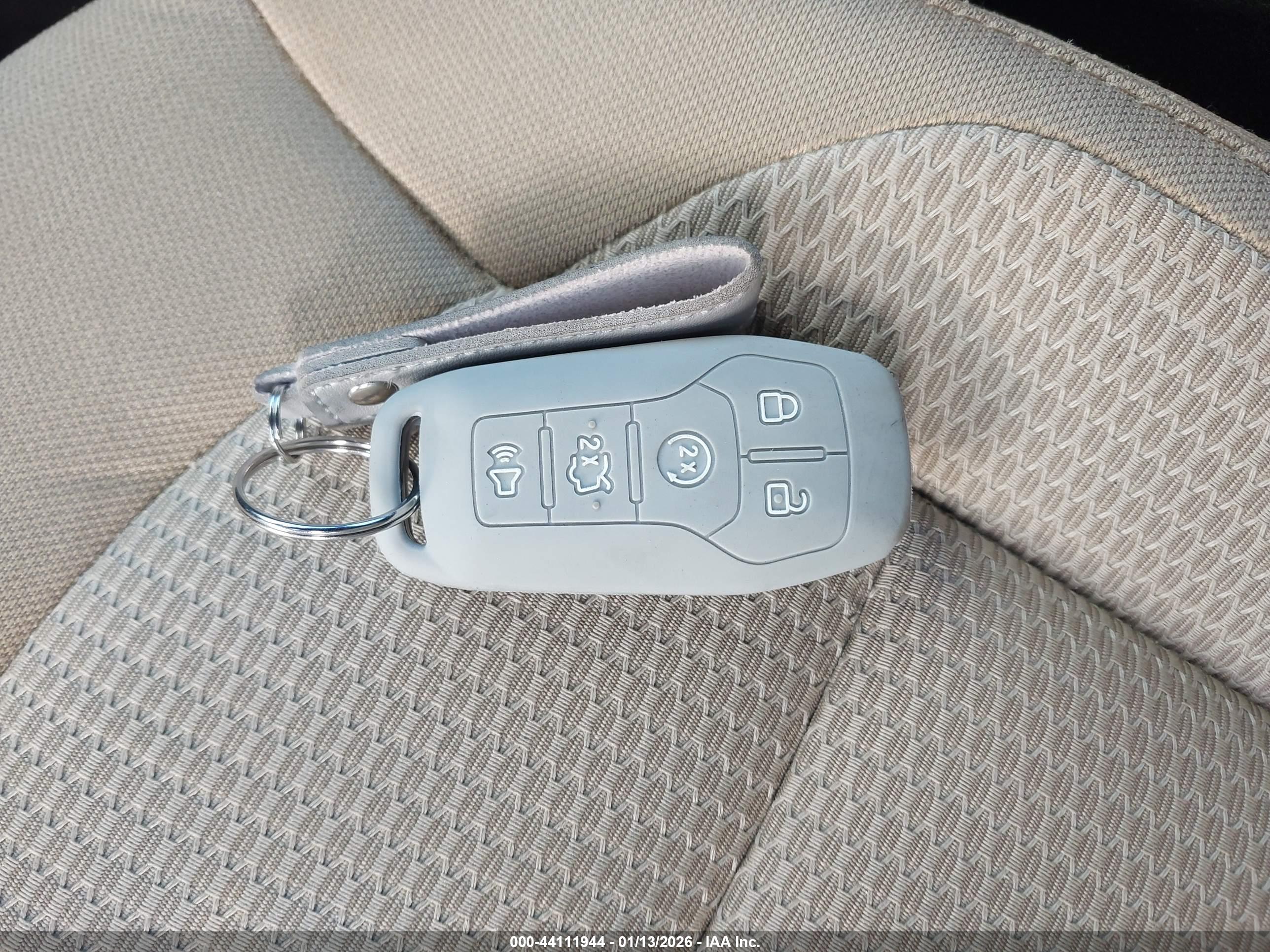 FORD EXPLORER image 11