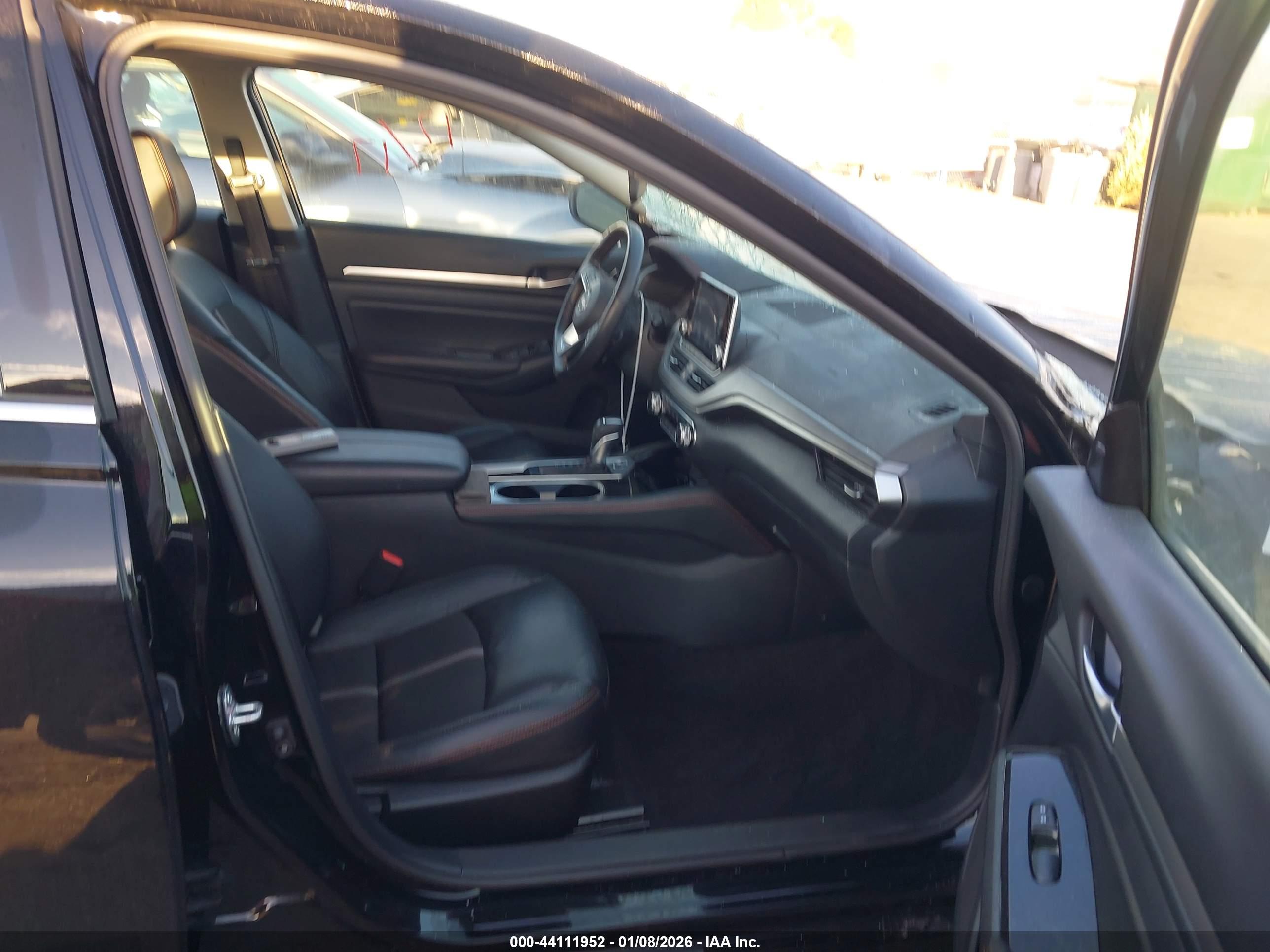 NISSAN ALTIMA image 5