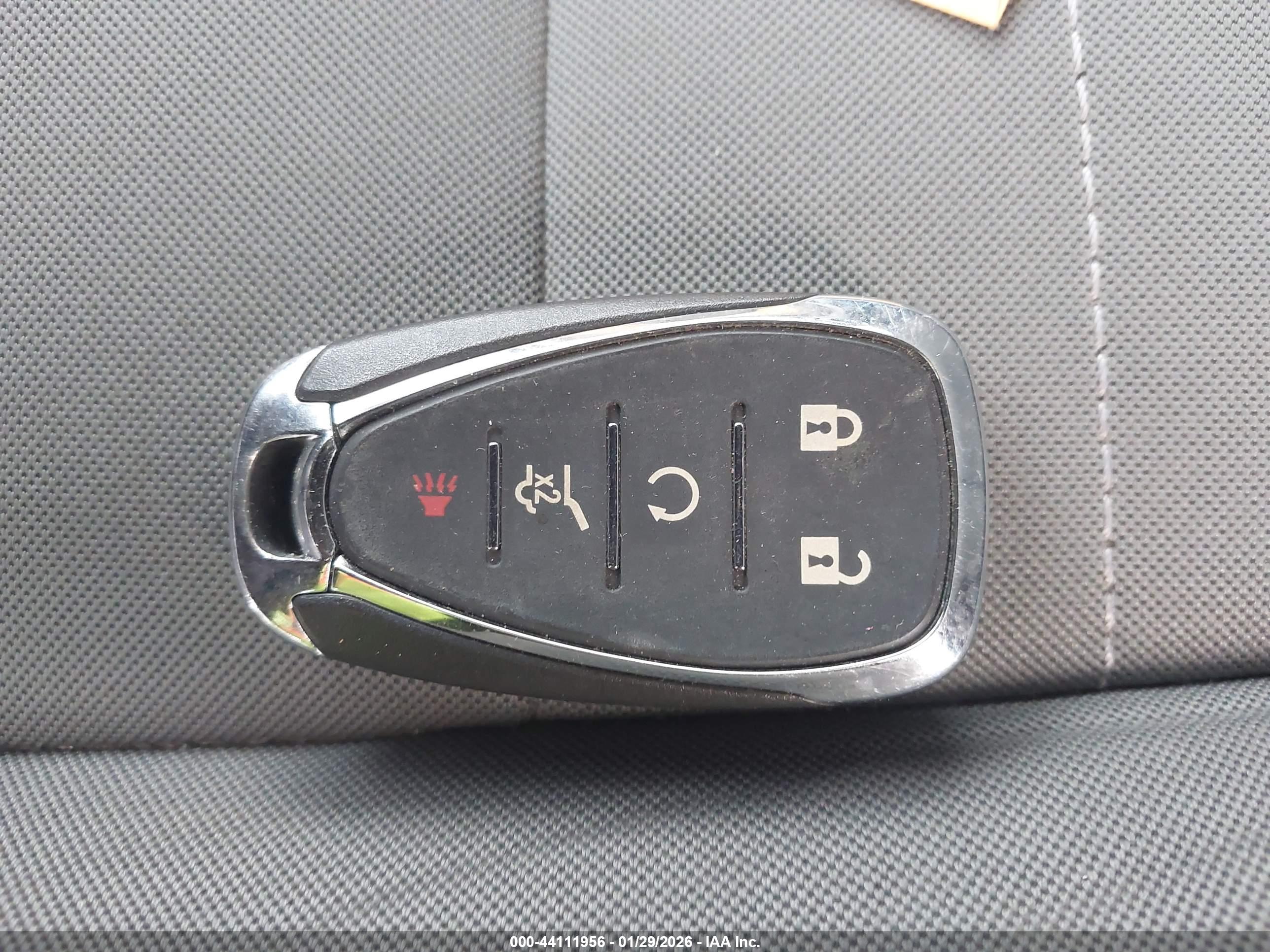 CHEVROLET EQUINOX image 11