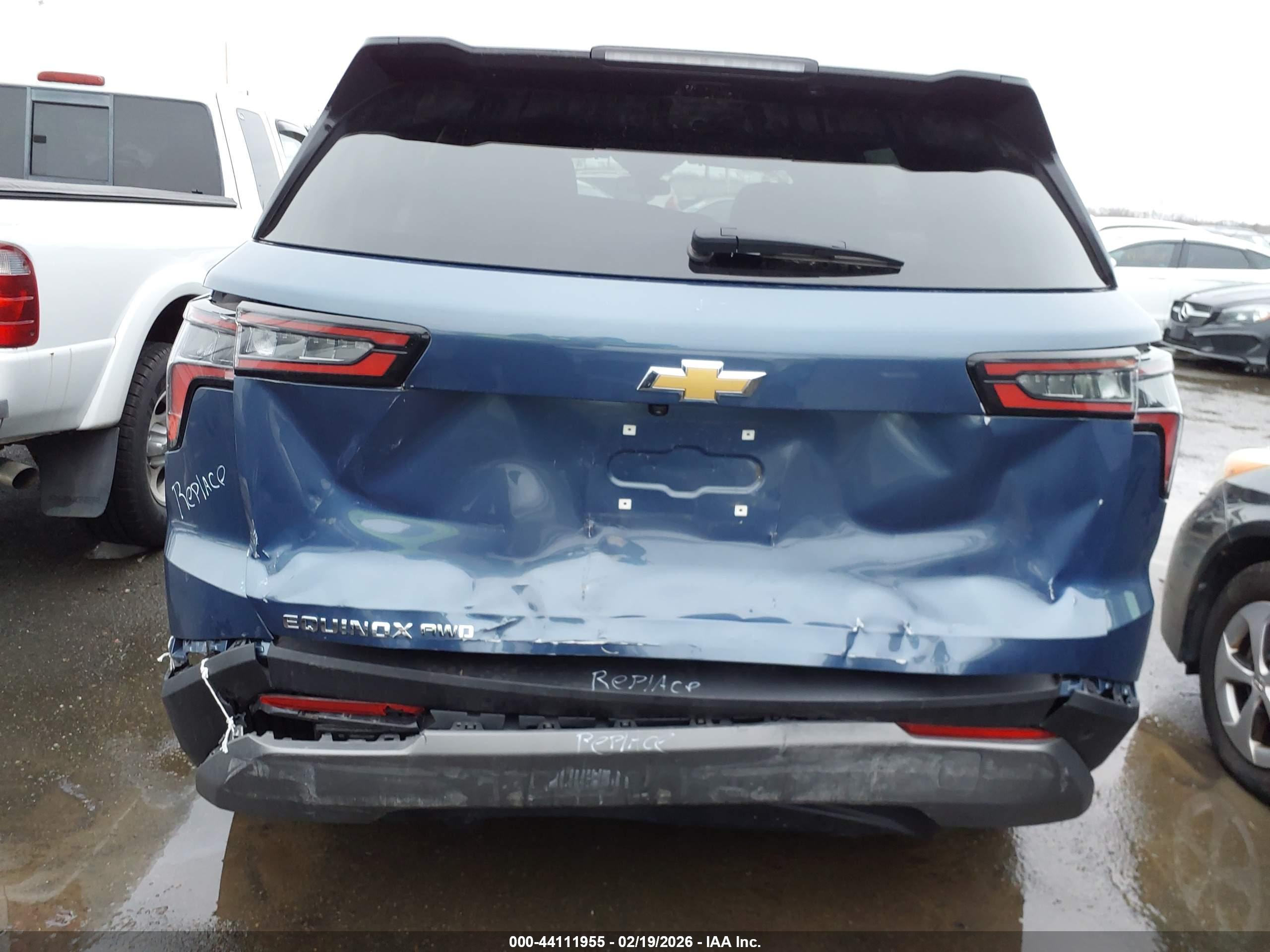 CHEVROLET EQUINOX image 6