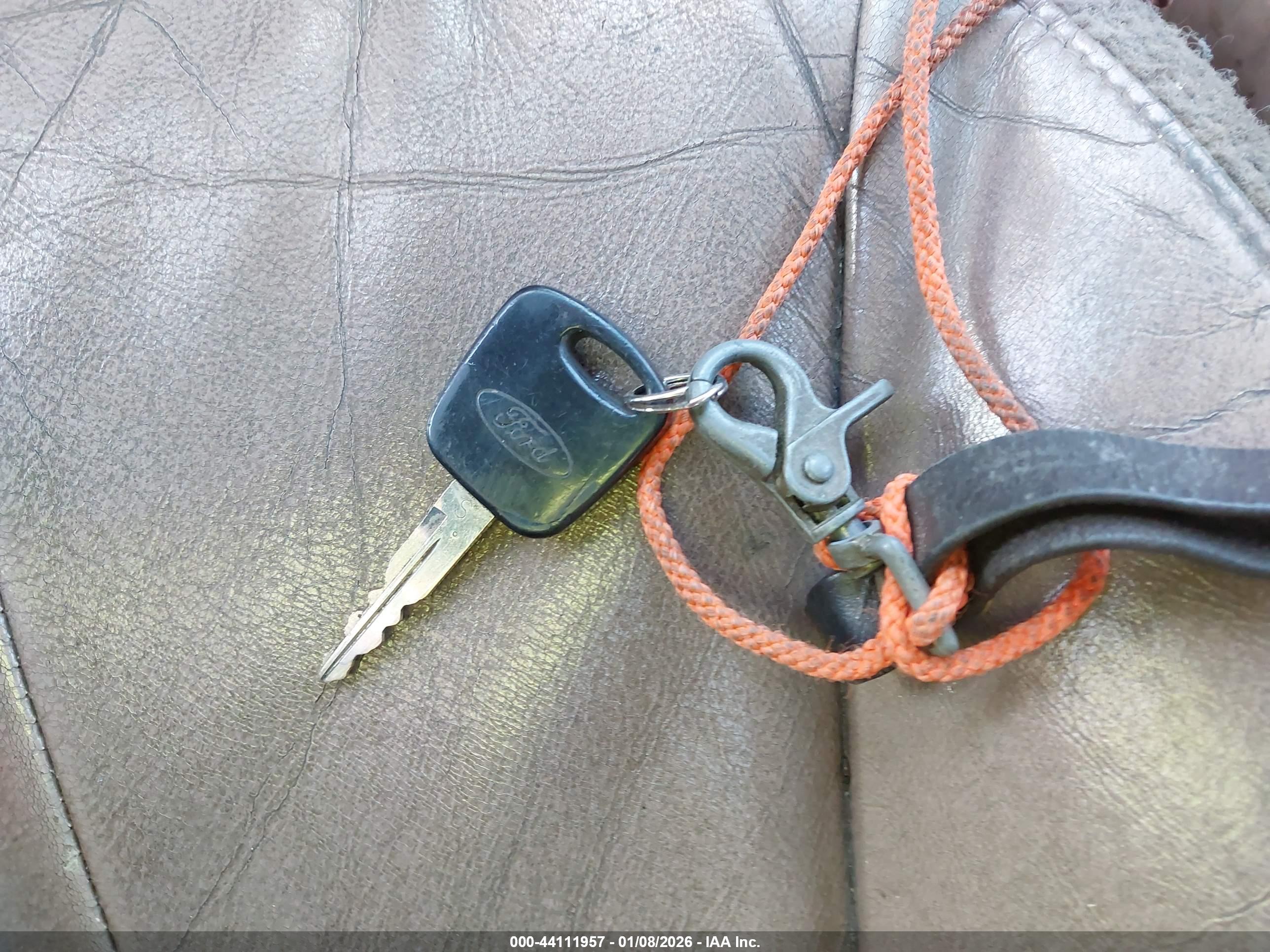 FORD EXPEDITION image 11