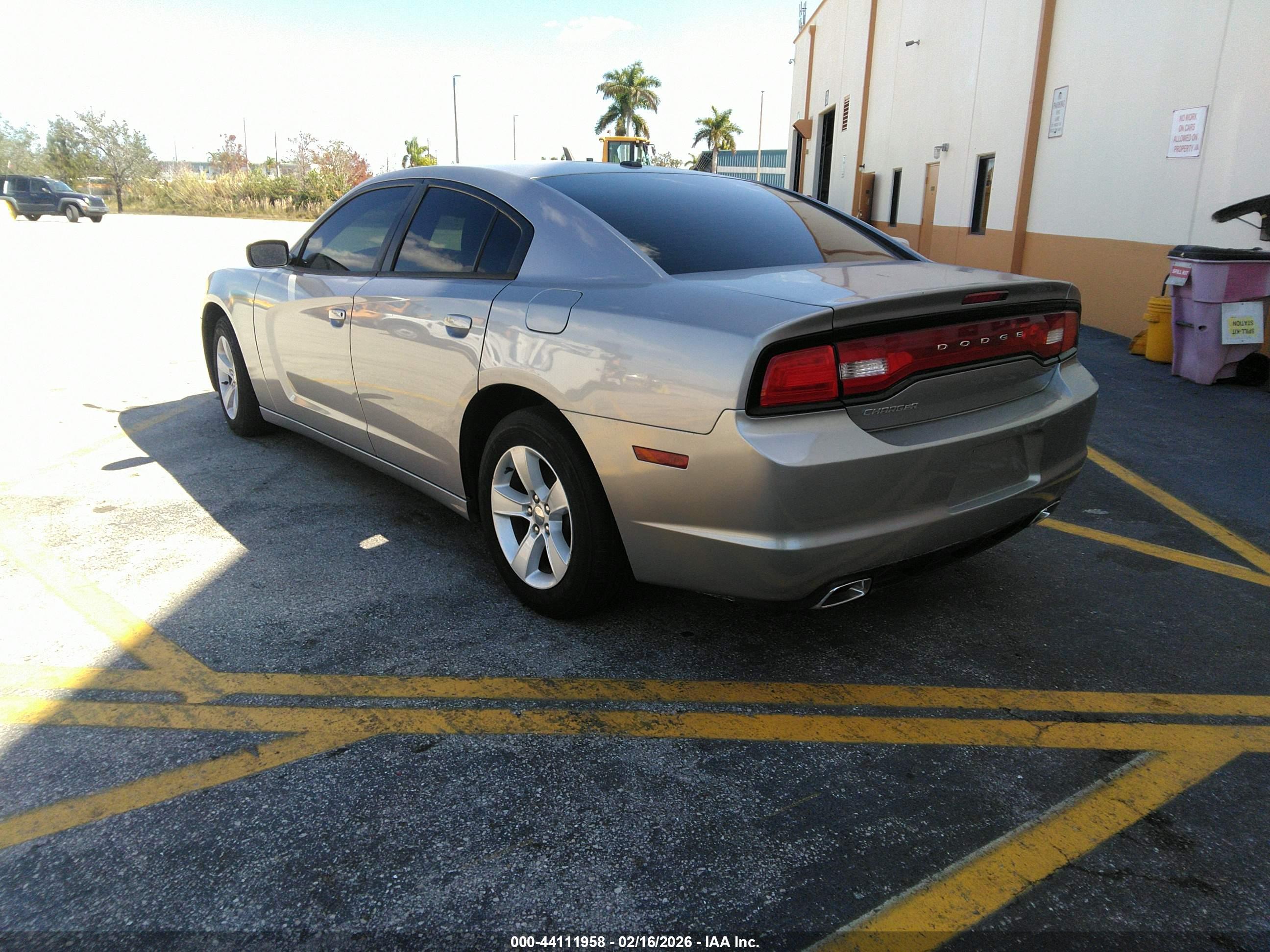 DODGE CHARGER image 3
