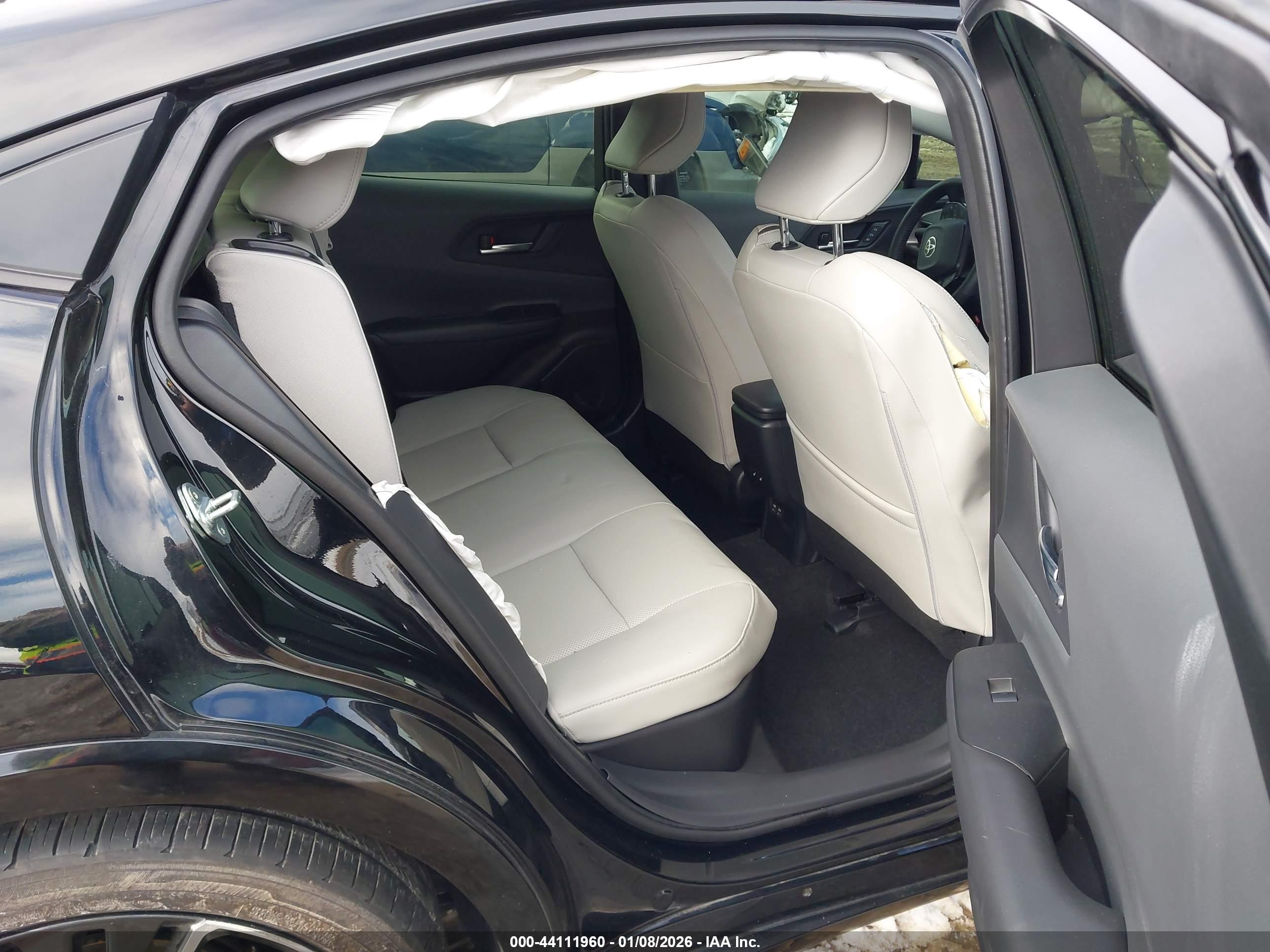 TOYOTA PRIUS image 8
