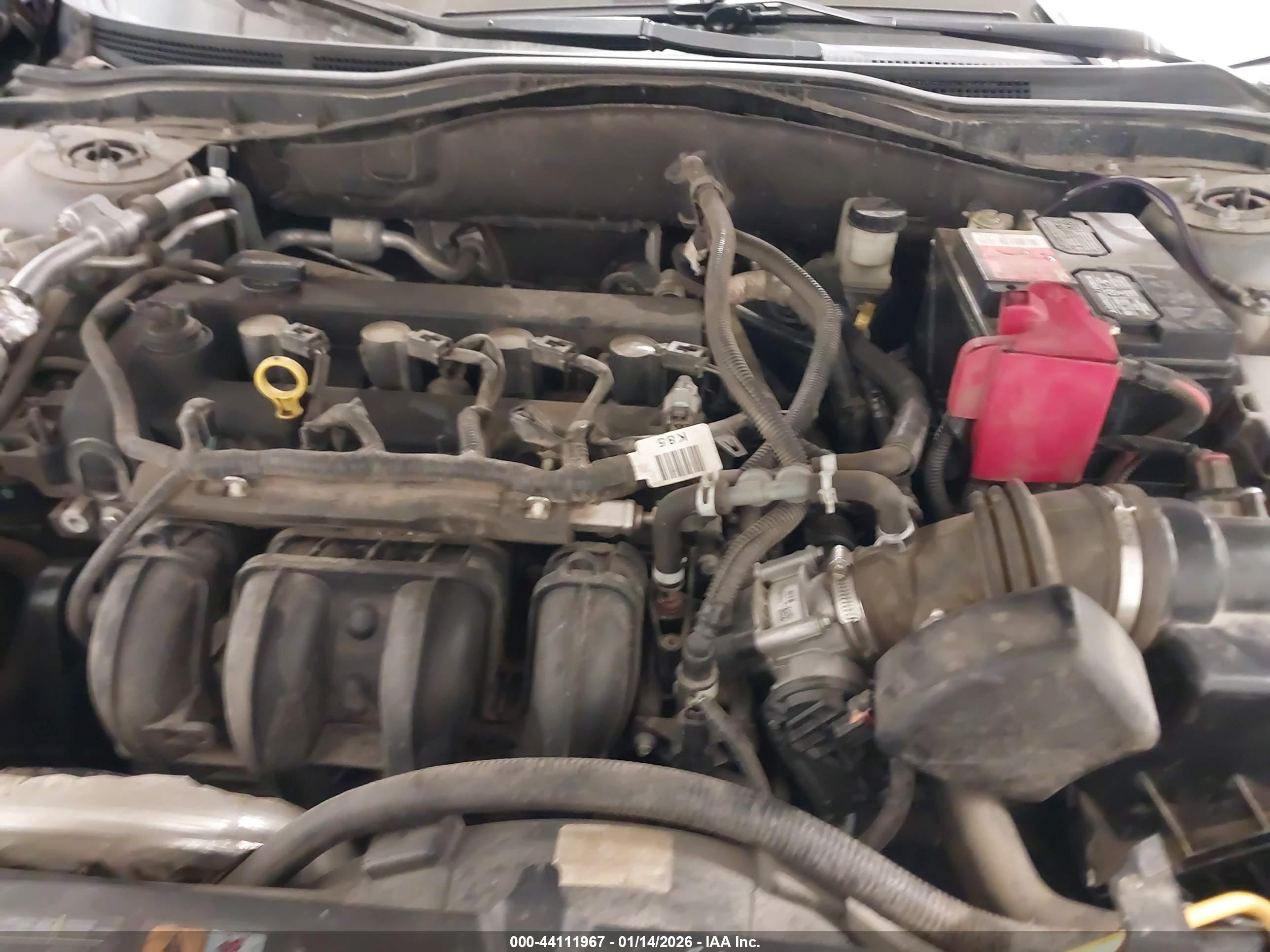 FORD FUSION image 10