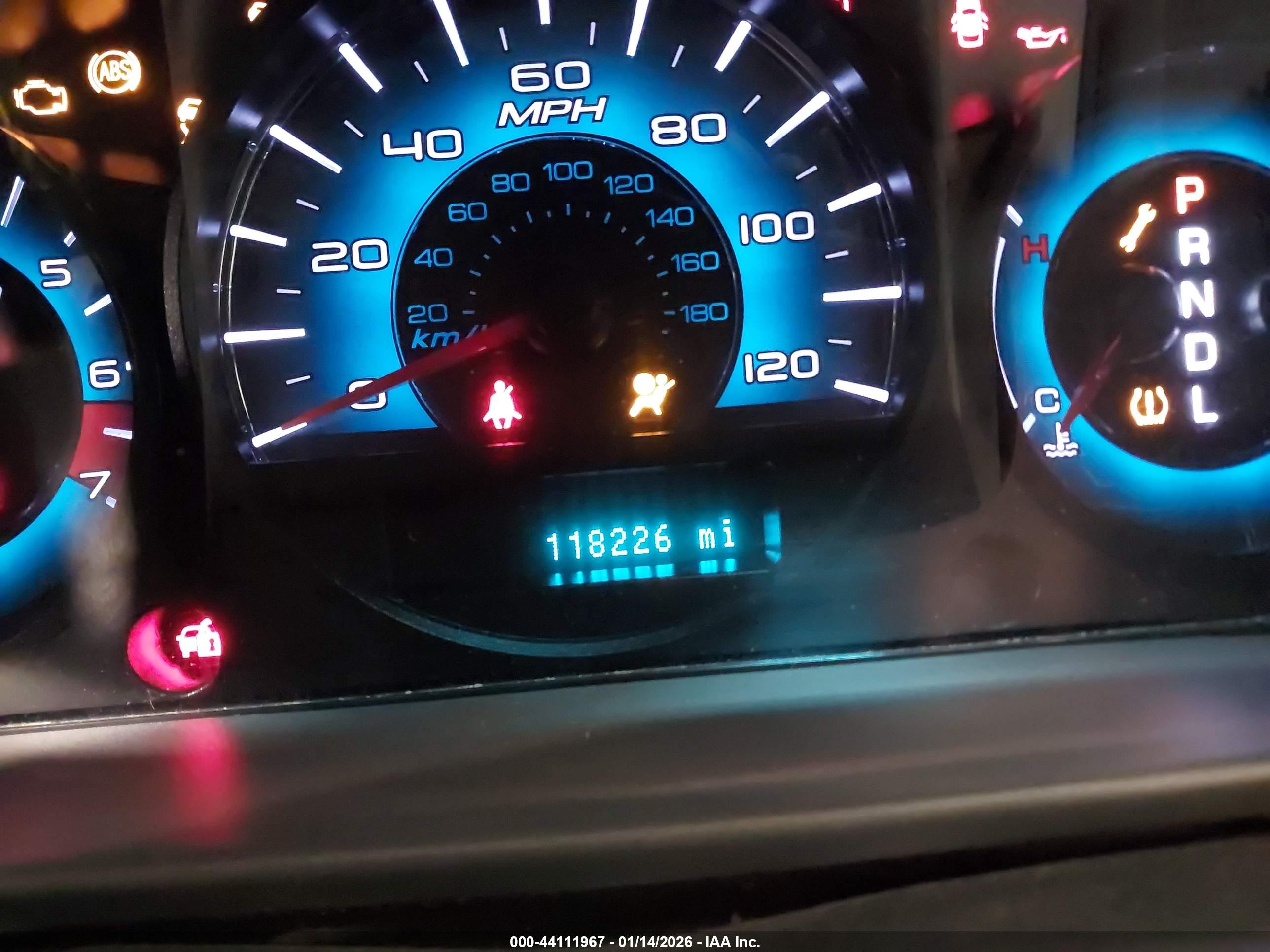 FORD FUSION image 7