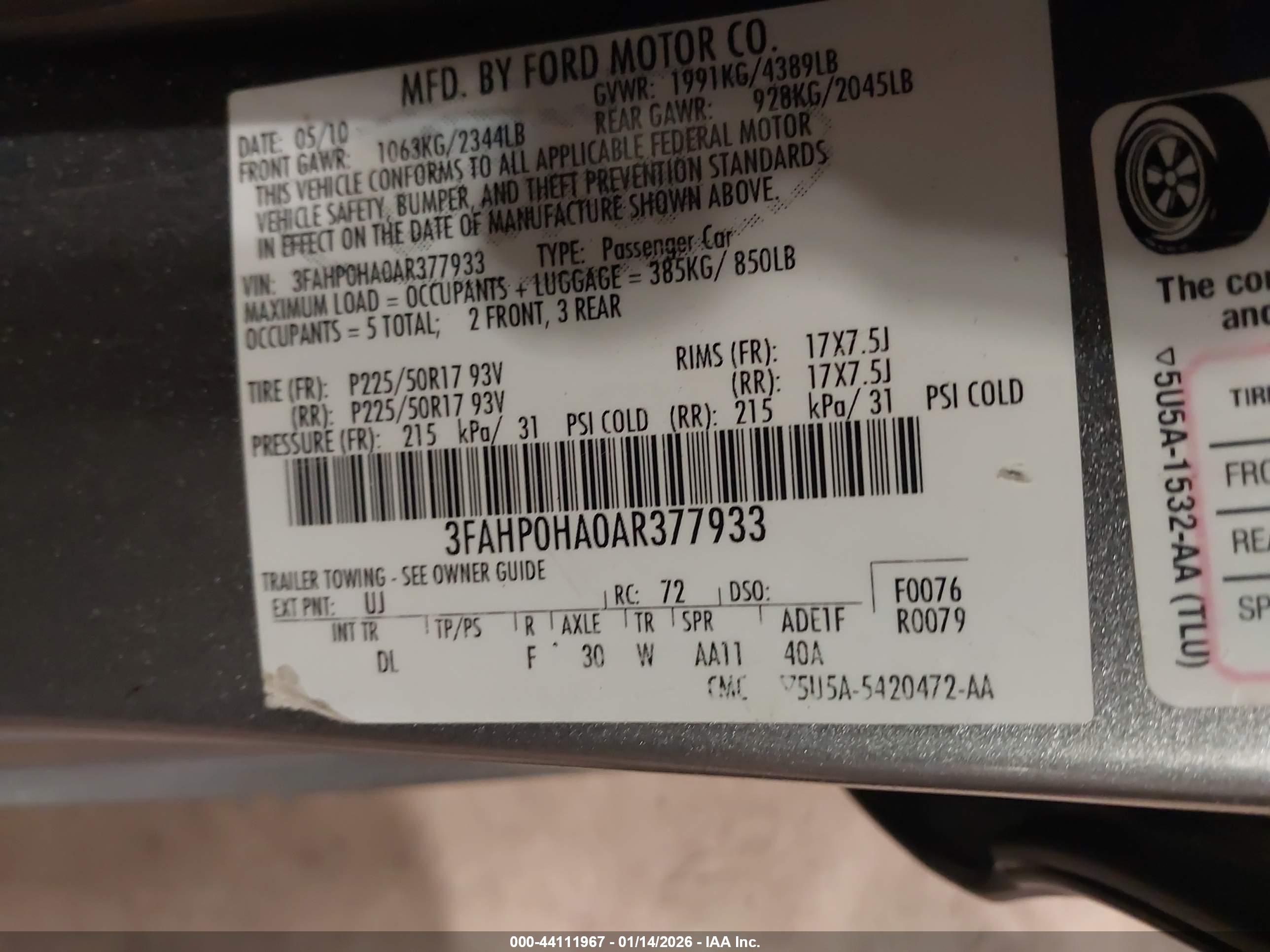 FORD FUSION image 9