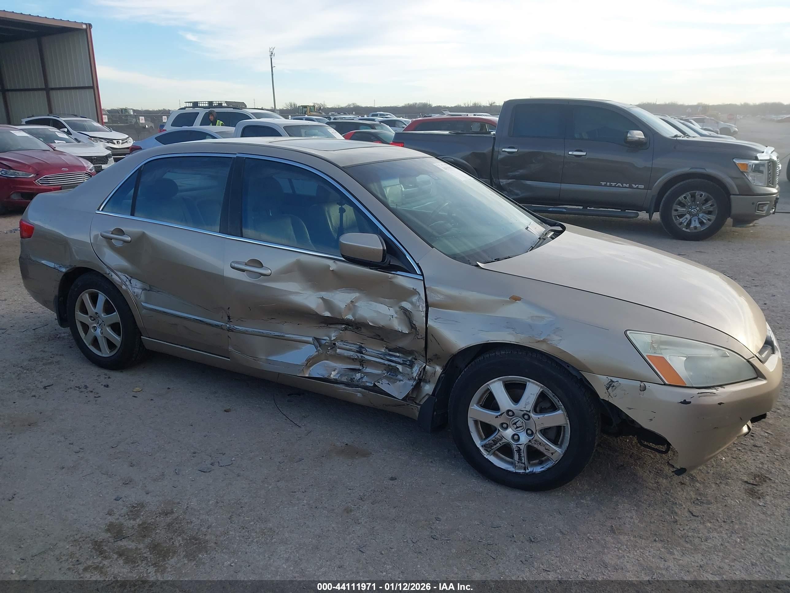 HONDA ACCORD image 6
