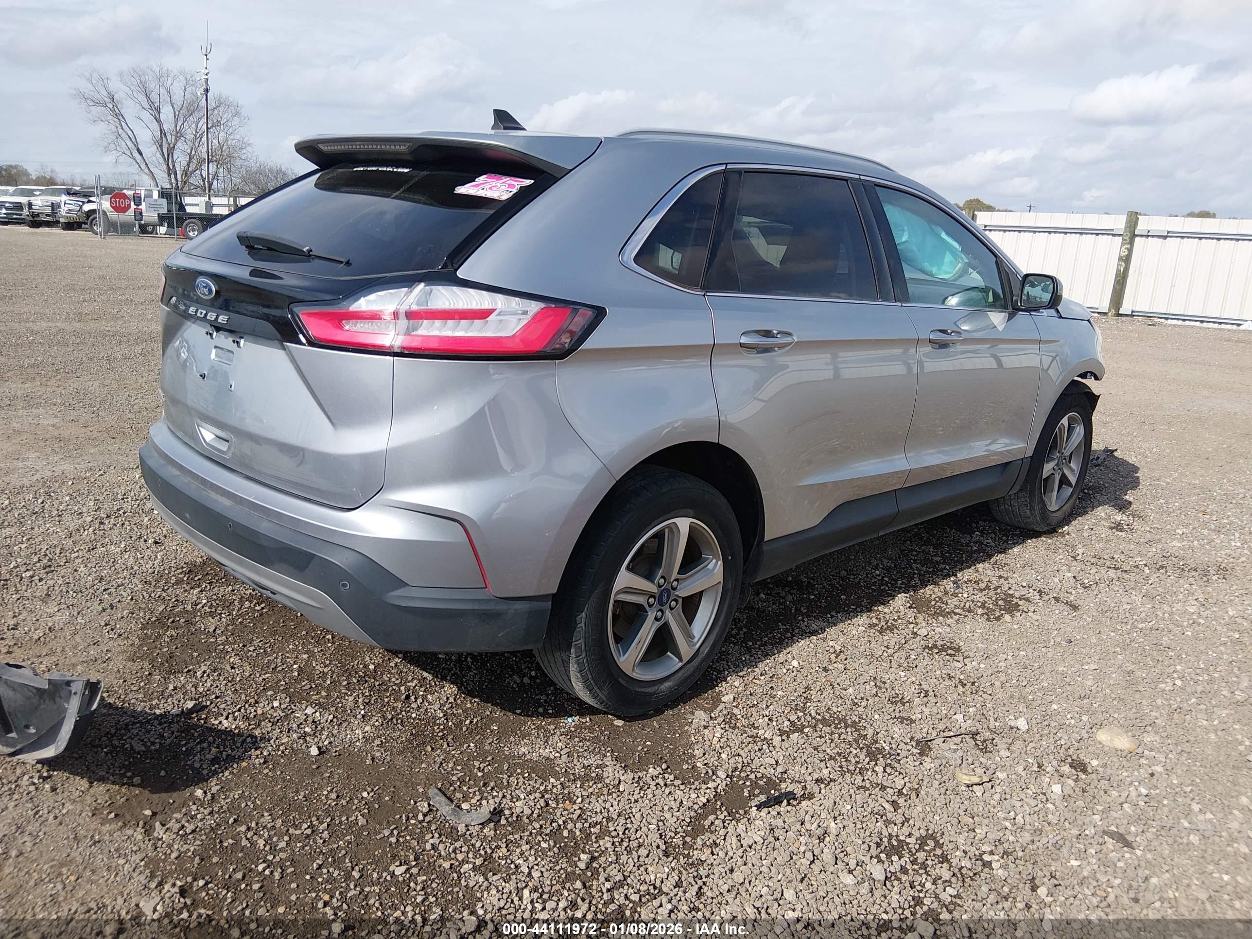 FORD EDGE image 4