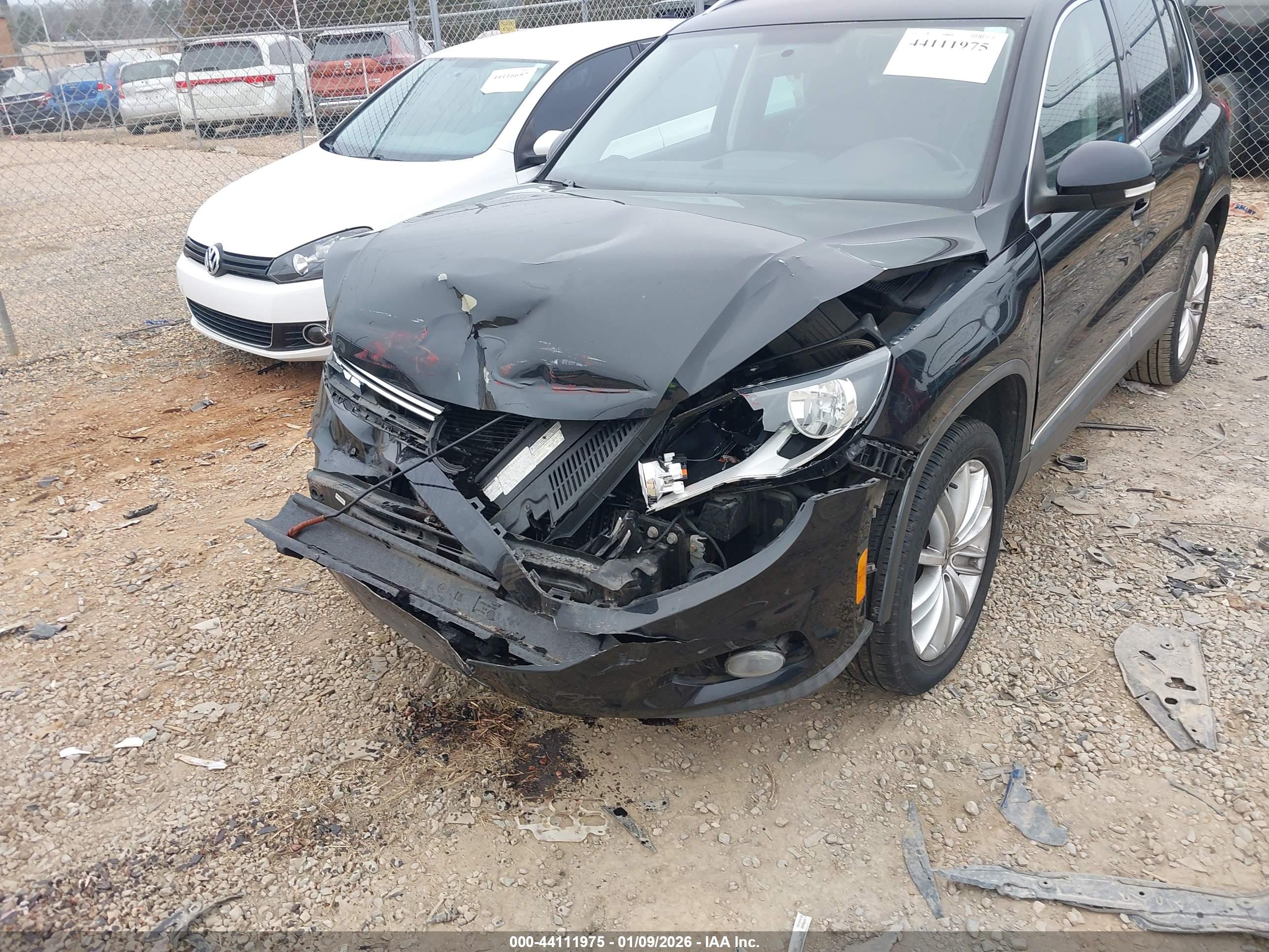 VOLKSWAGEN TIGUAN image 6