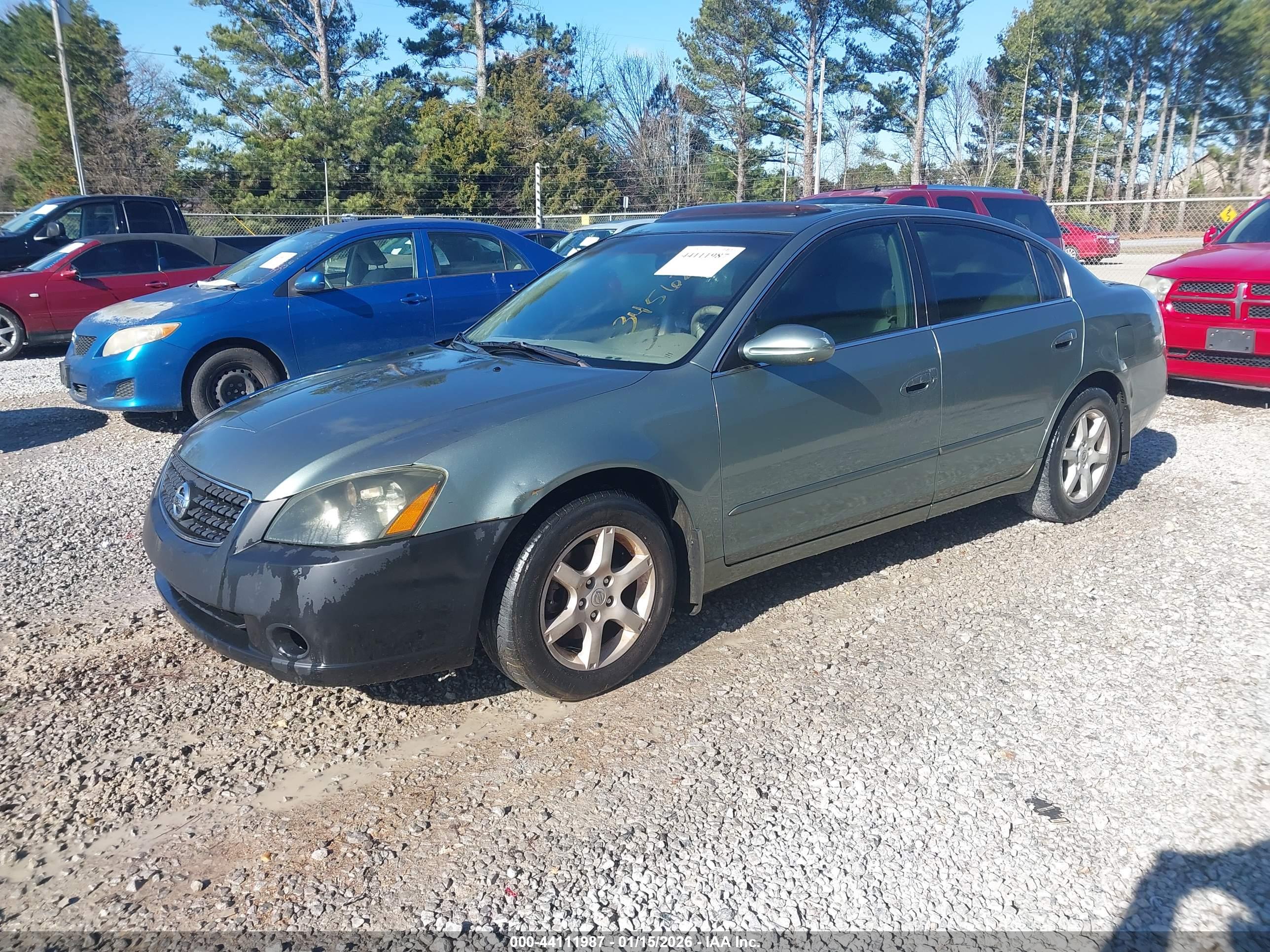 NISSAN ALTIMA image 2