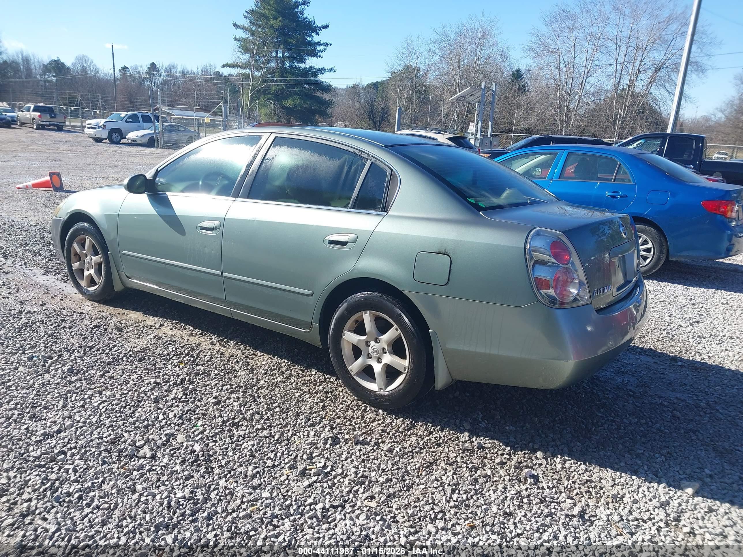 NISSAN ALTIMA image 3