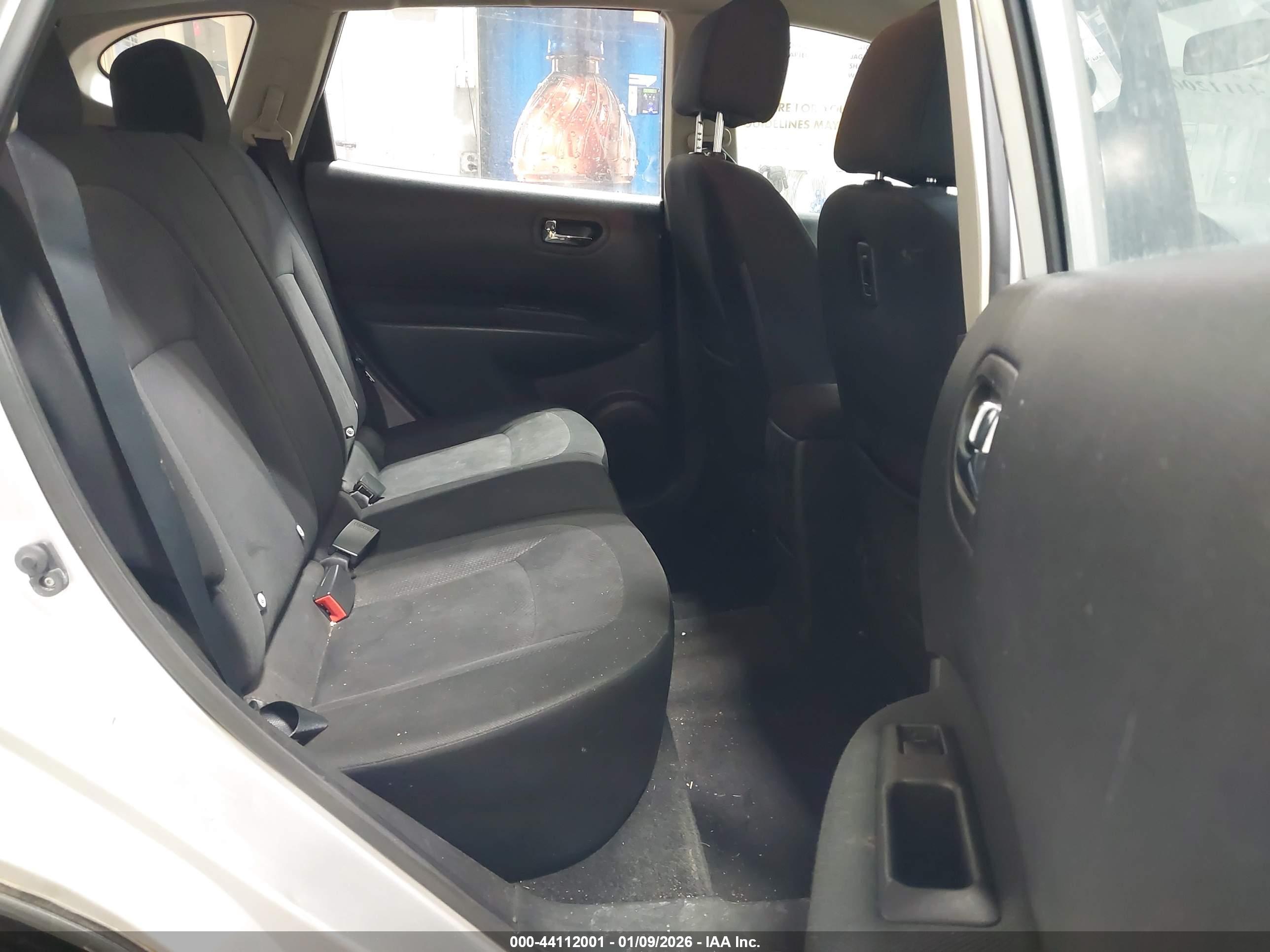 NISSAN ROGUE image 8