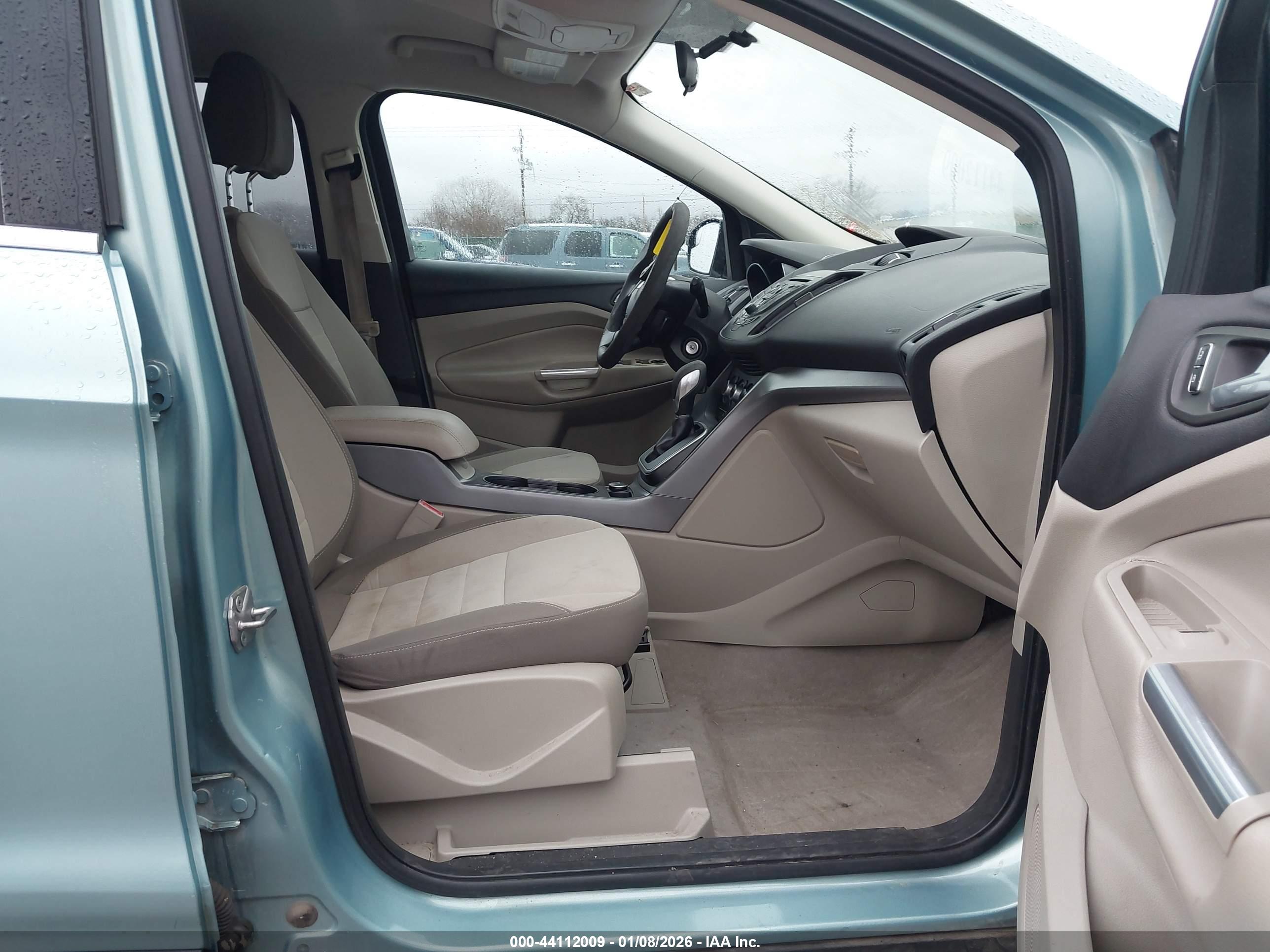 FORD ESCAPE image 5