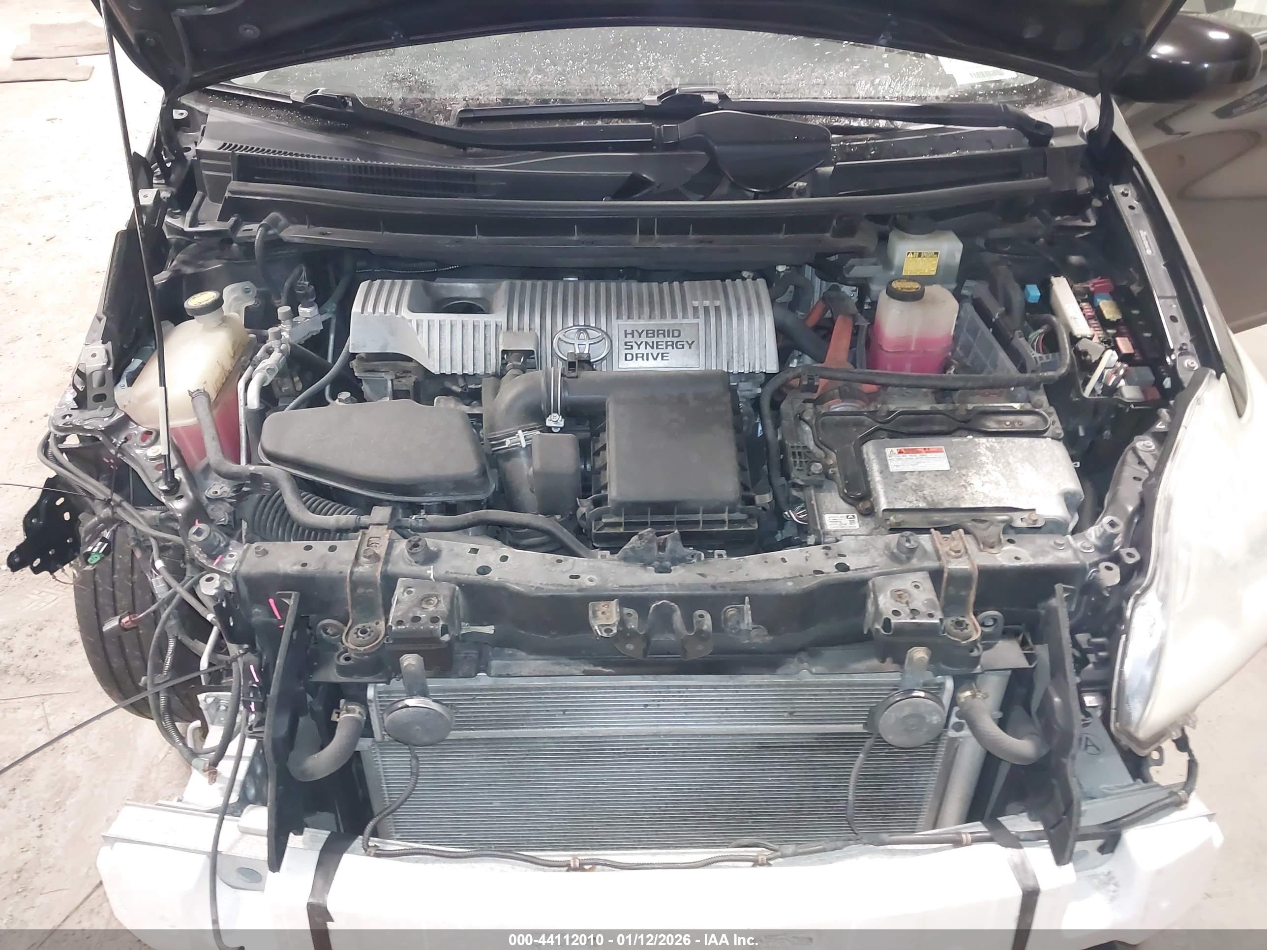 TOYOTA PRIUS image 10